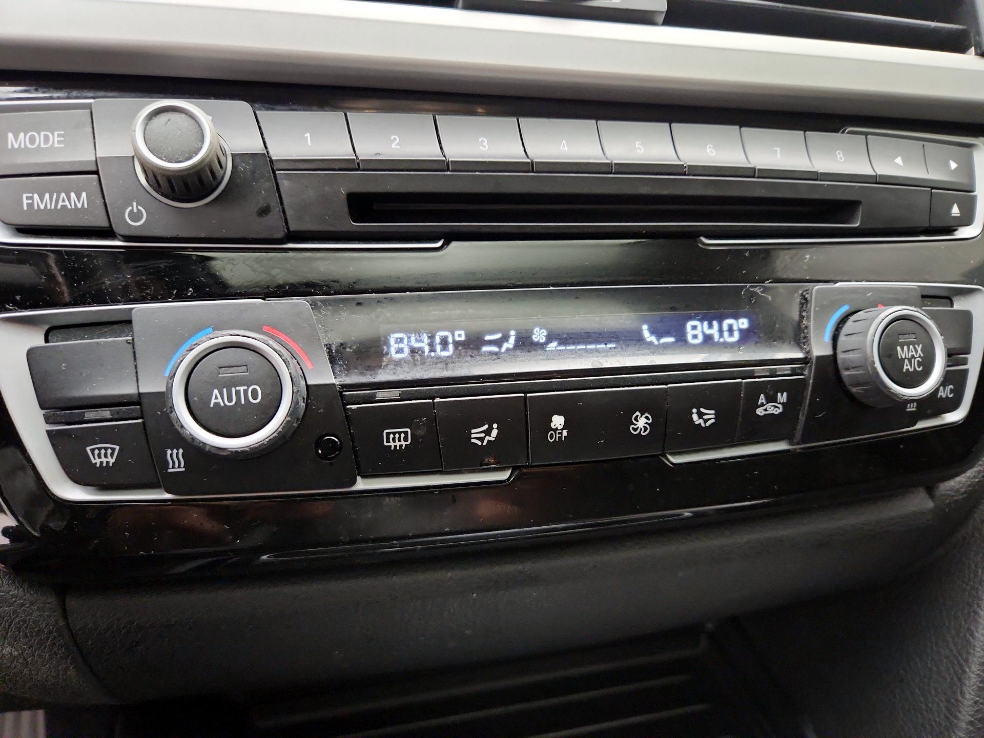 Thumbnail: 2018 BMW 3 Series - 16