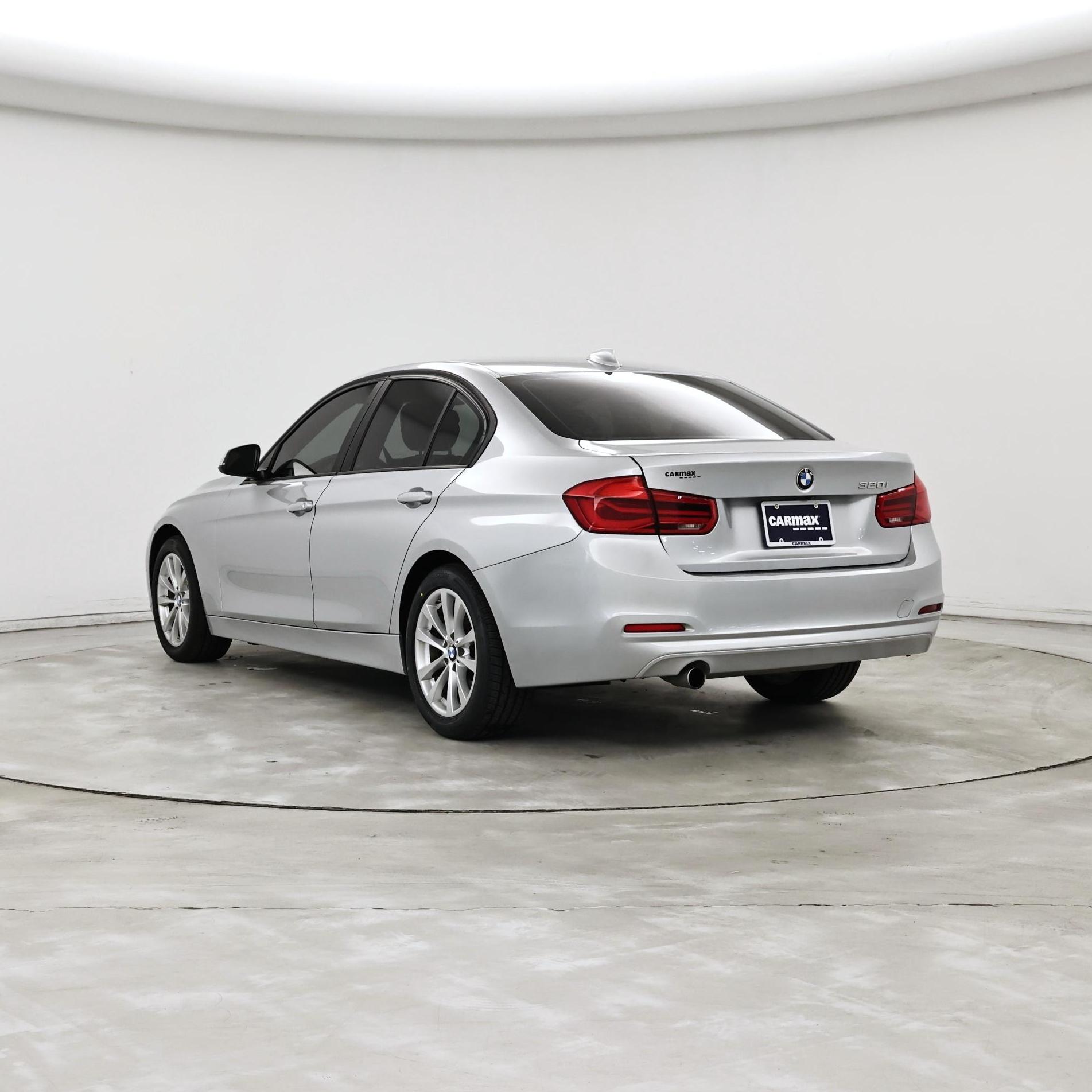 Thumbnail: 2018 BMW 3 Series - 2