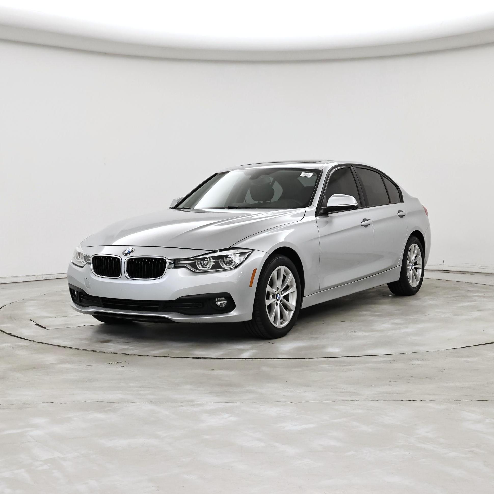 Thumbnail: 2018 BMW 3 Series - 4