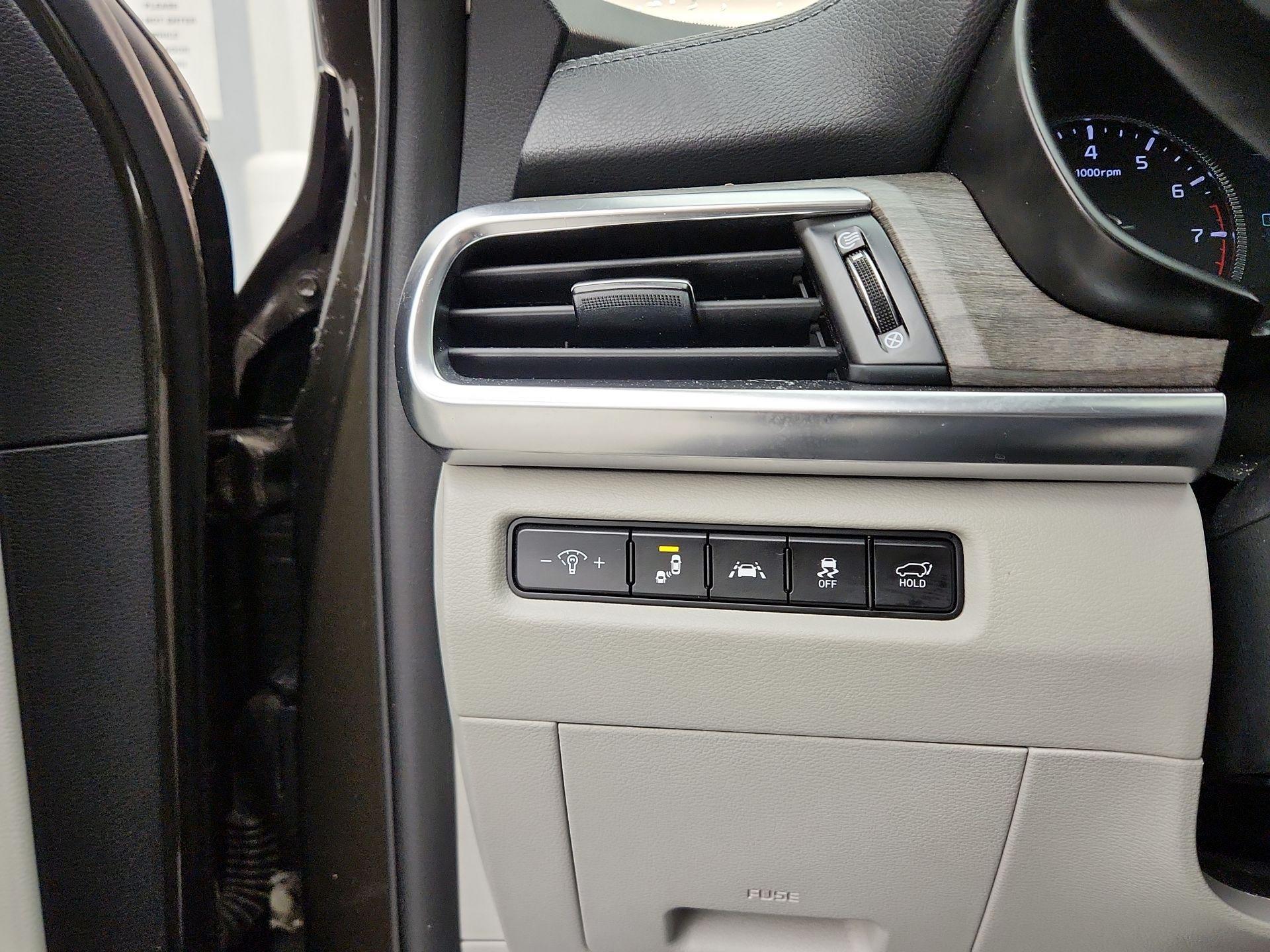 Thumbnail: 2021 Kia Telluride - 13