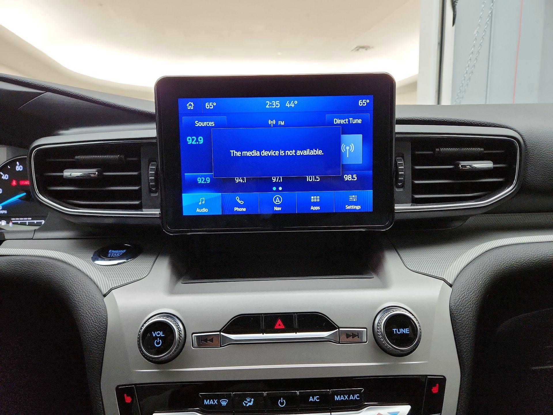 Thumbnail: 2022 Ford Explorer - 16