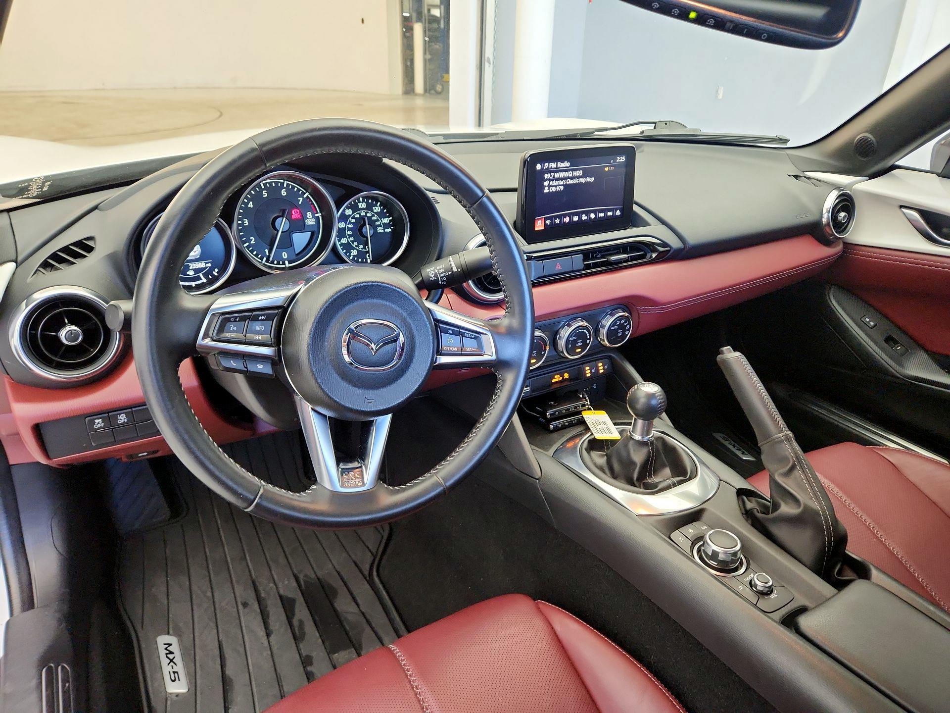 Thumbnail: 2020 Mazda MX-5 Miata - 9