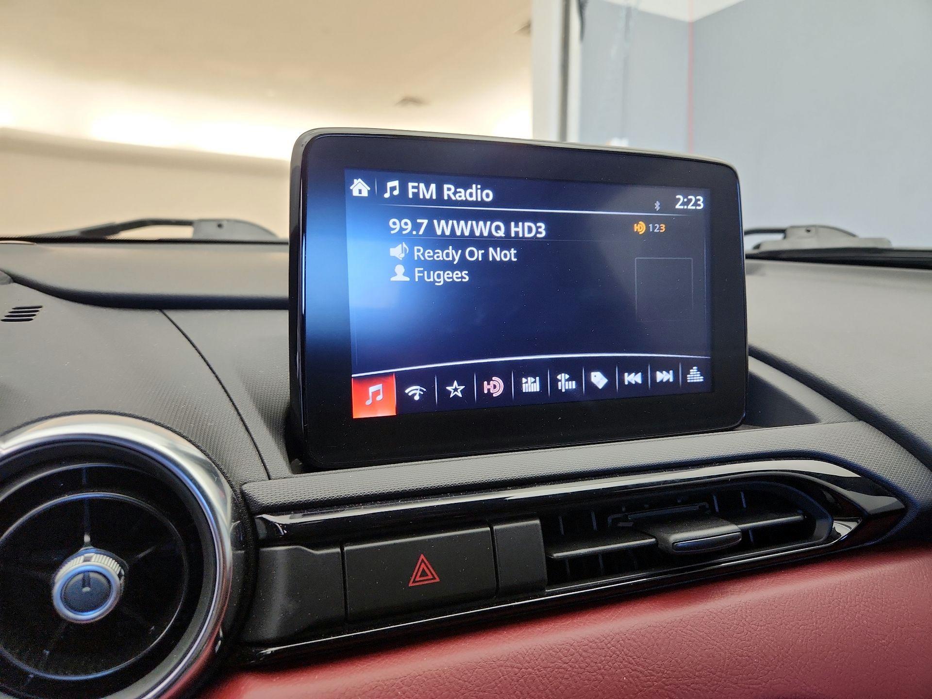 Thumbnail: 2020 Mazda MX-5 Miata - 16