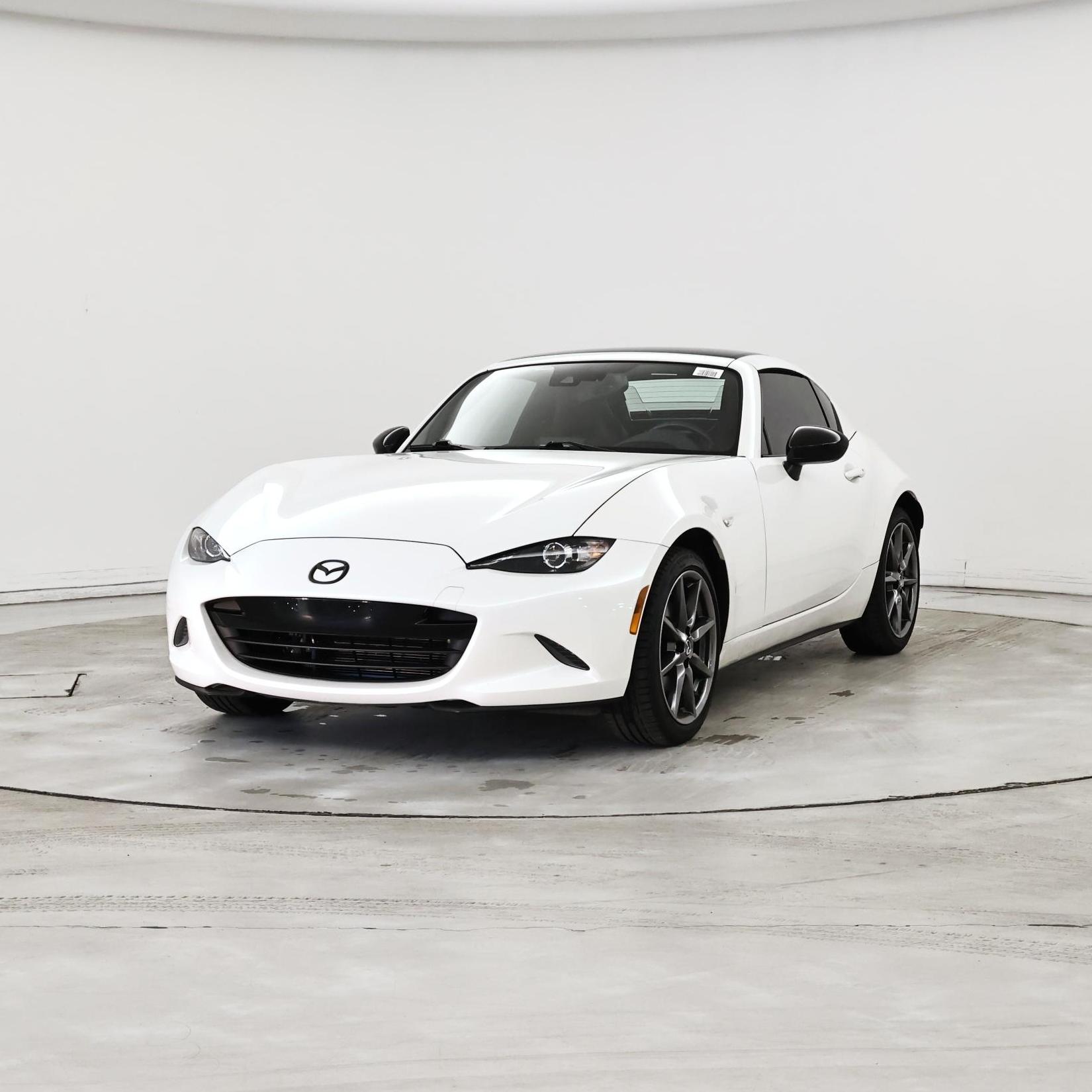 Thumbnail: 2020 Mazda MX-5 Miata - 4