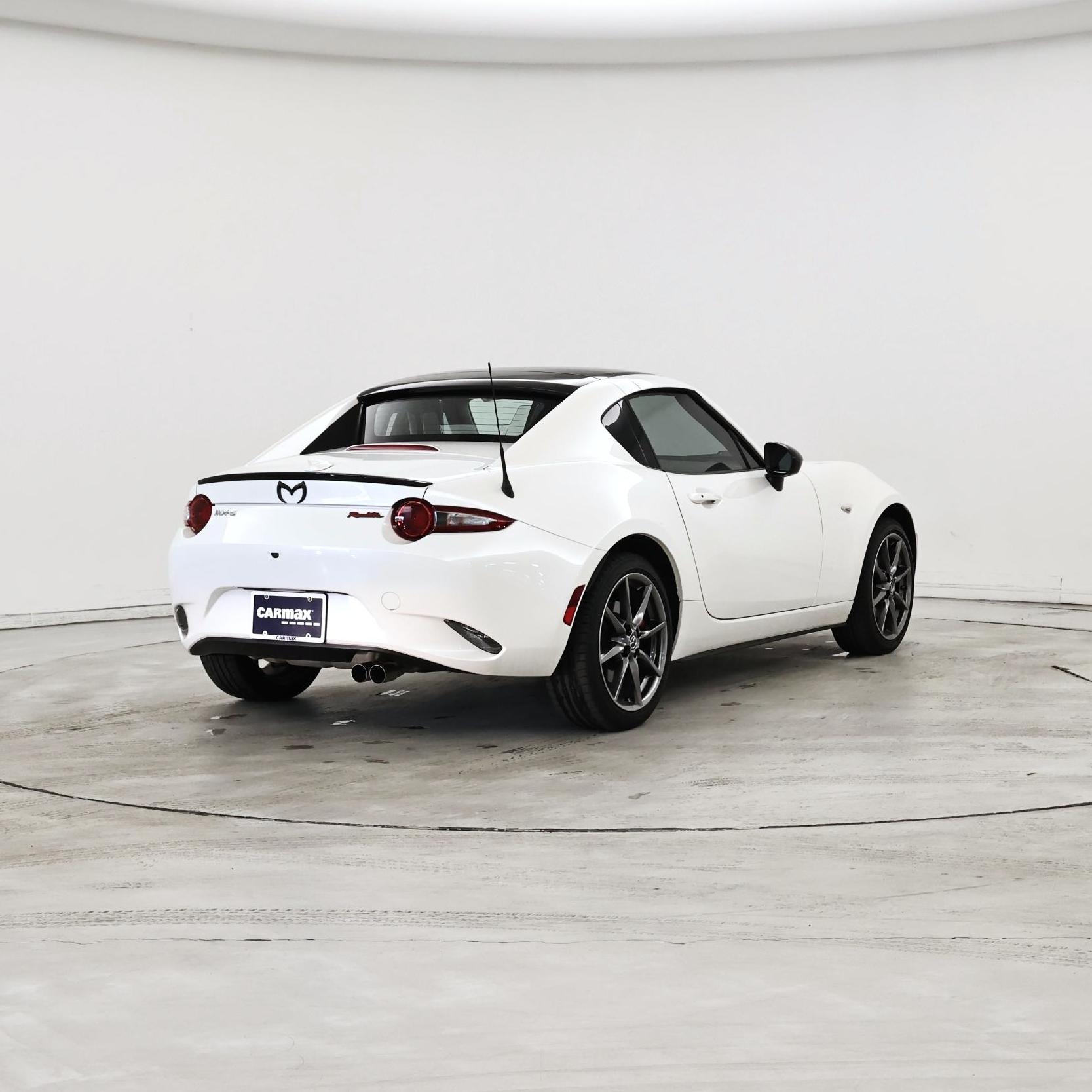 Thumbnail: 2020 Mazda MX-5 Miata - 8