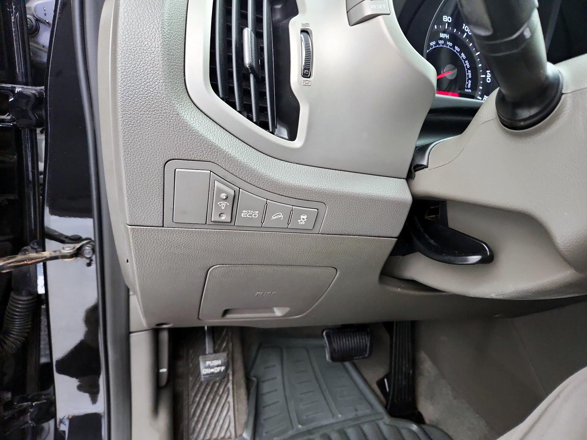 Thumbnail: 2014 Kia Sportage - 13