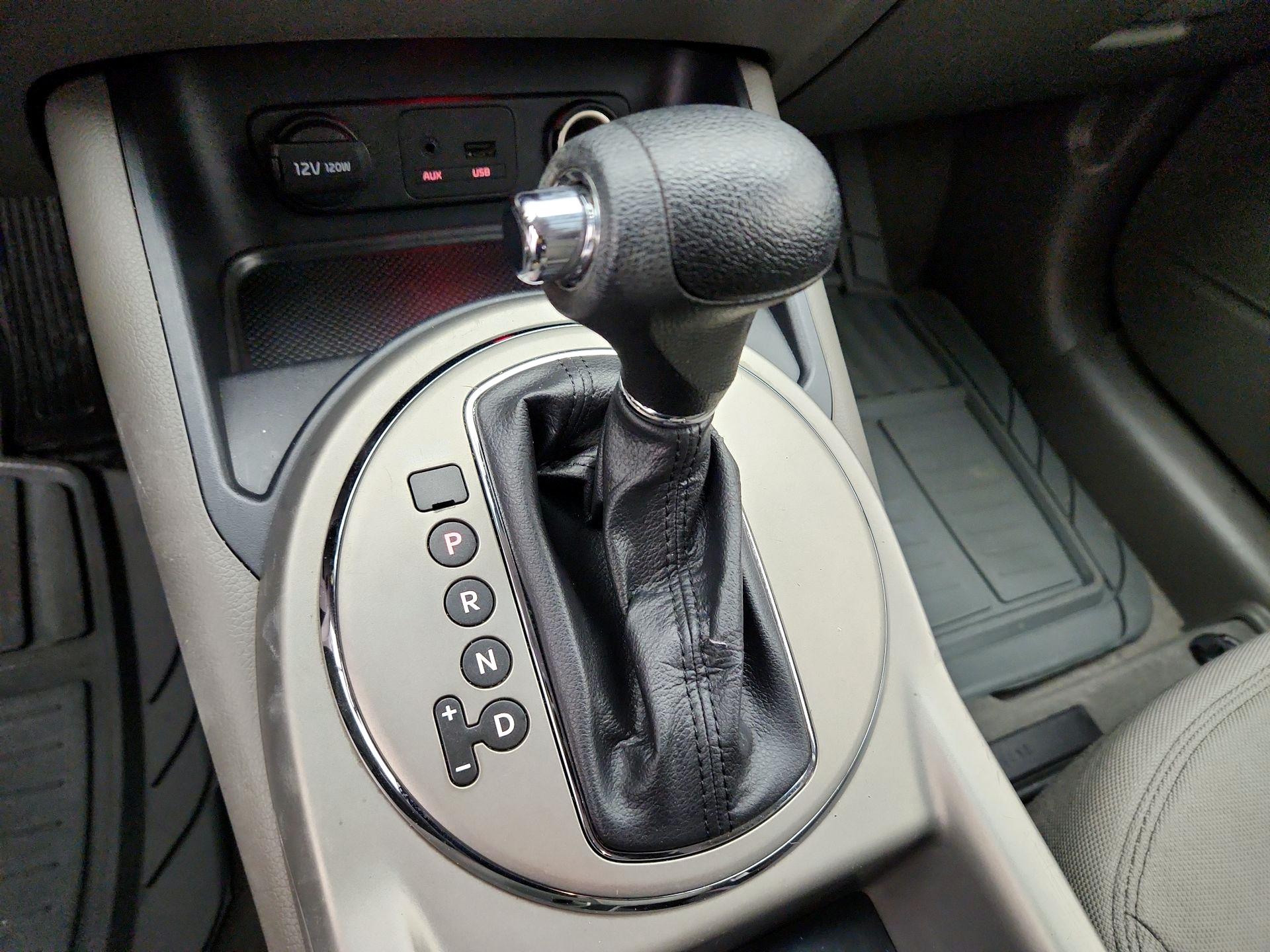 Thumbnail: 2014 Kia Sportage - 16