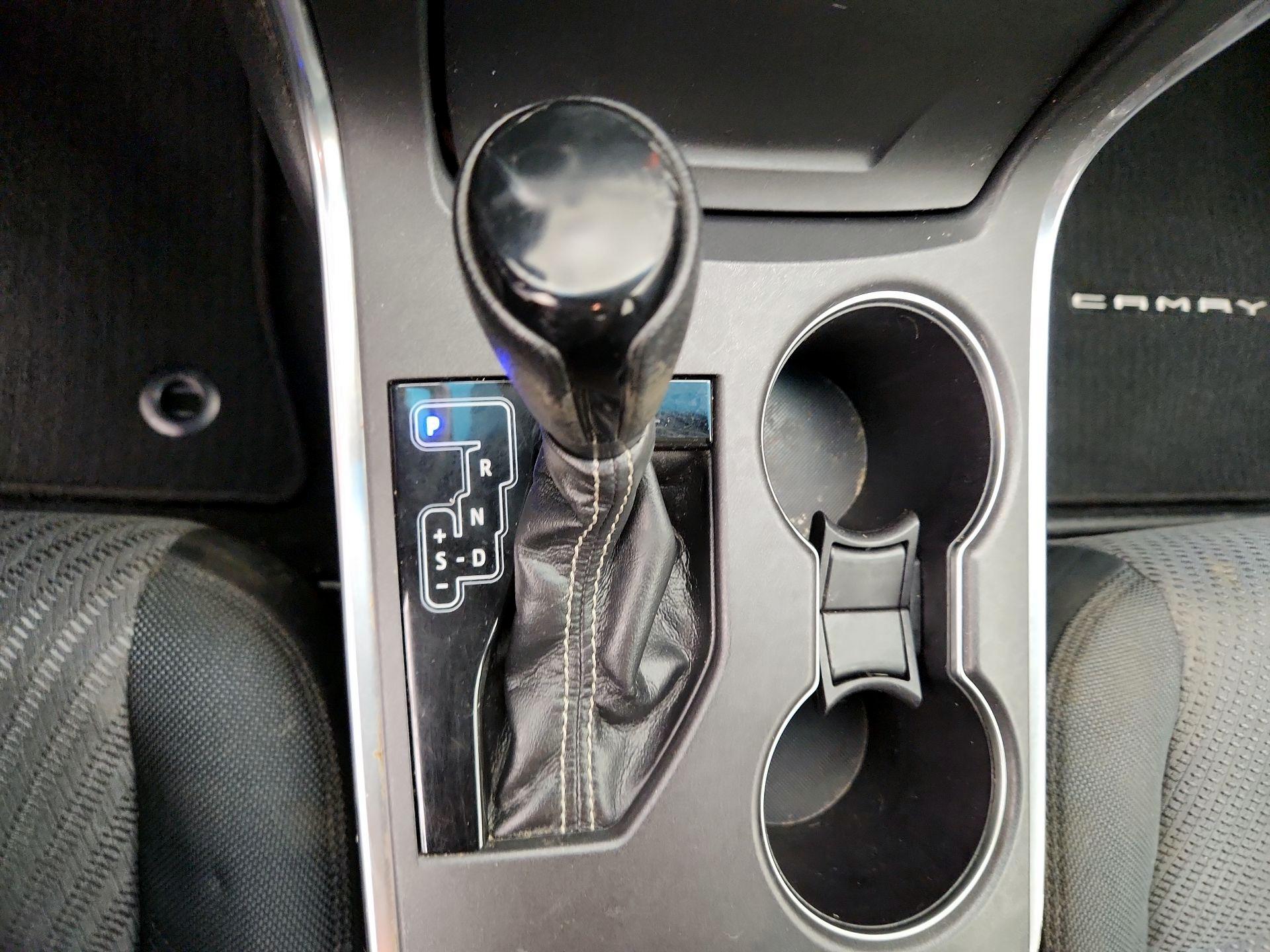 Thumbnail: 2017 Toyota Camry - 17