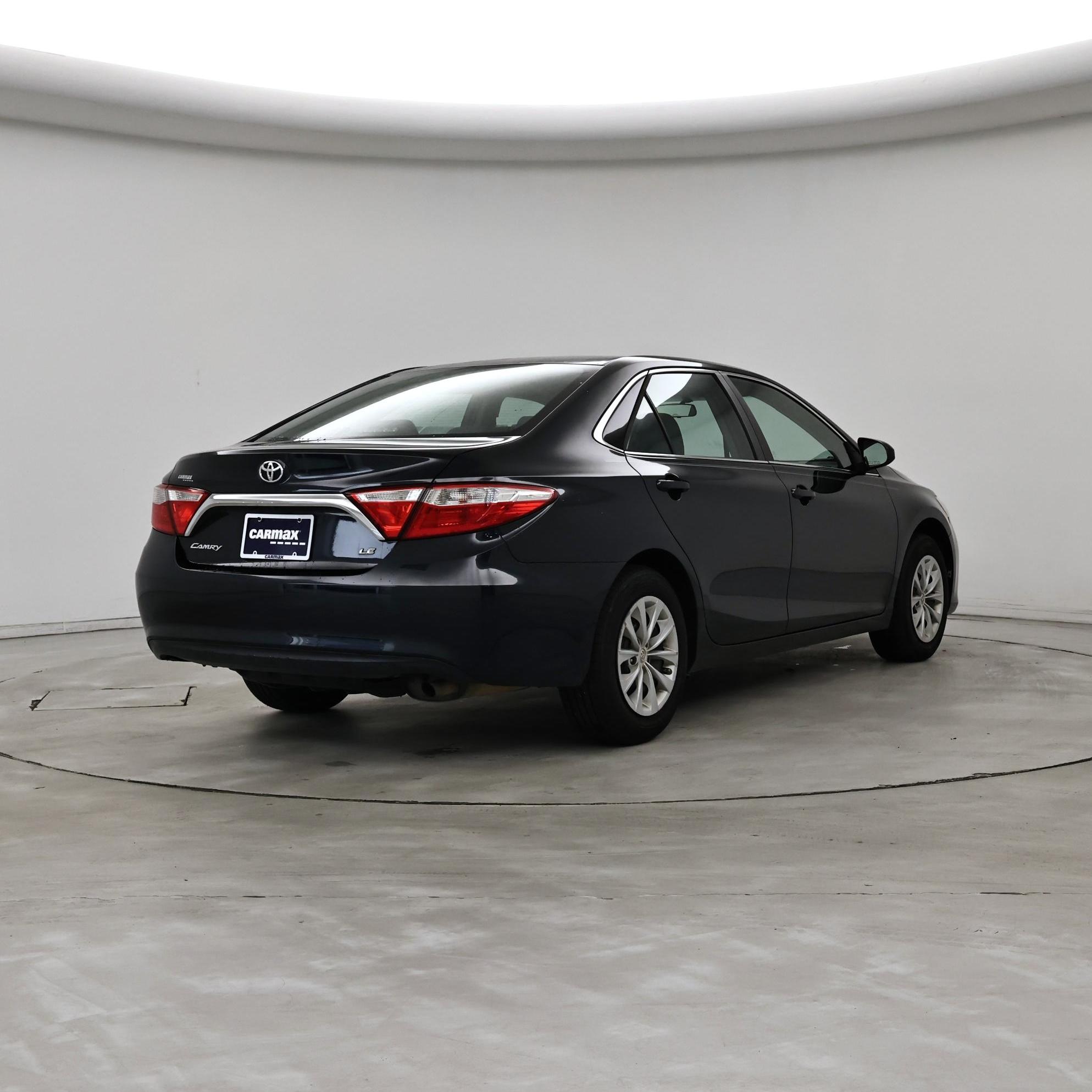 Thumbnail: 2017 Toyota Camry - 8