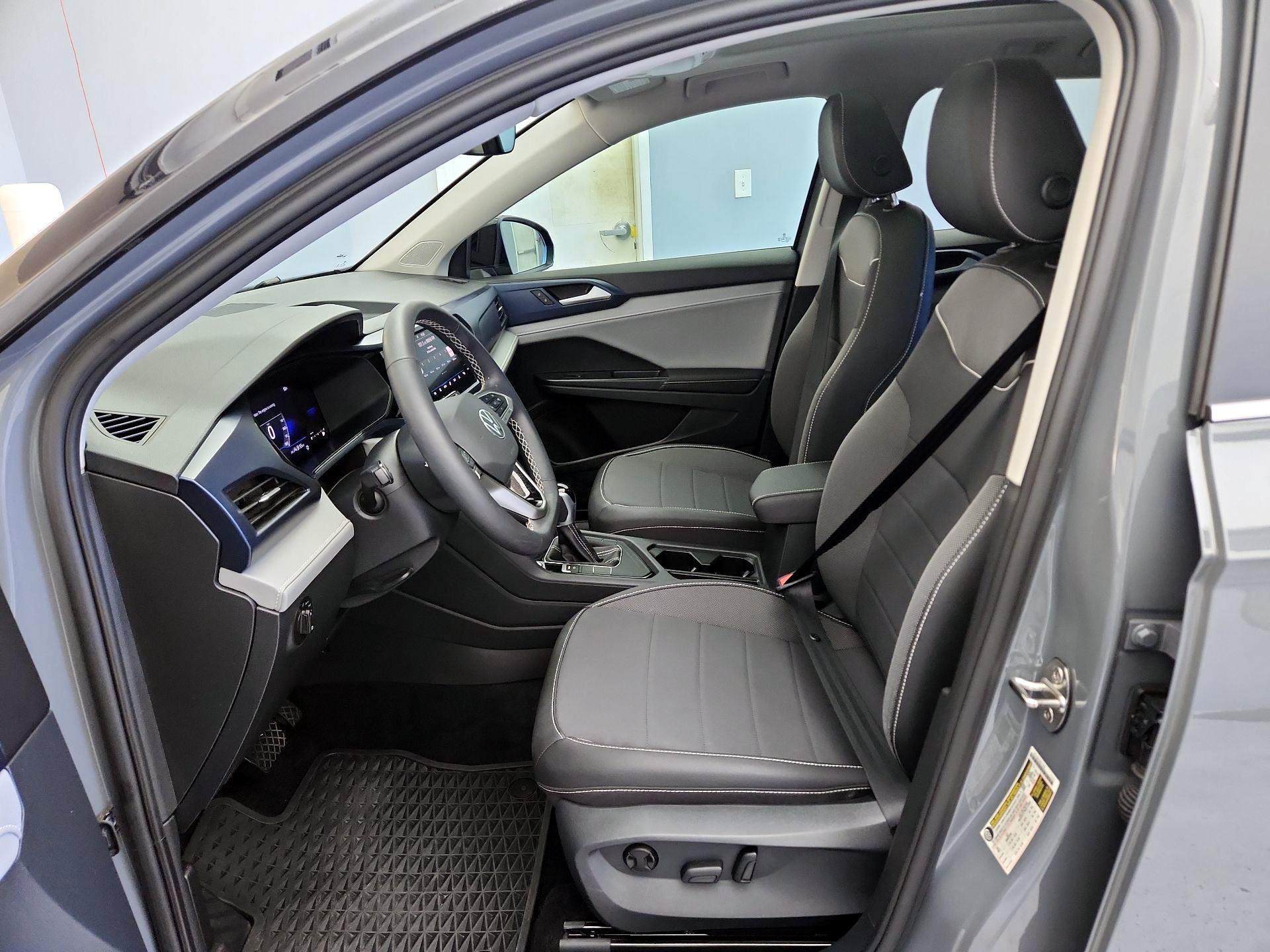 Thumbnail: 2024 Volkswagen Taos - 11