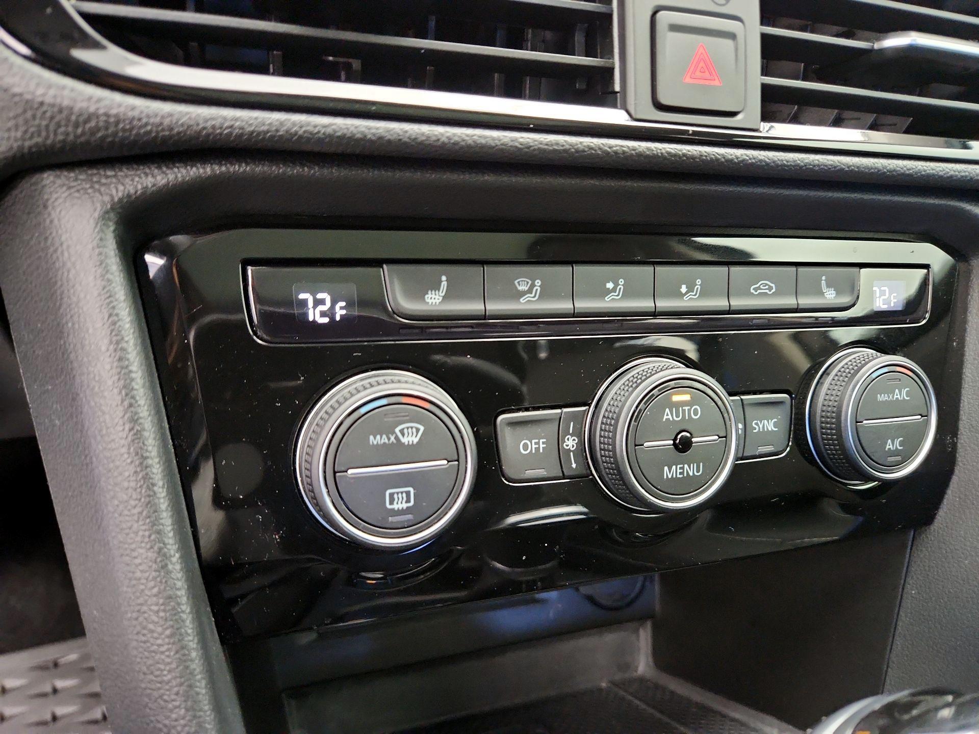 Thumbnail: 2024 Volkswagen Taos - 16