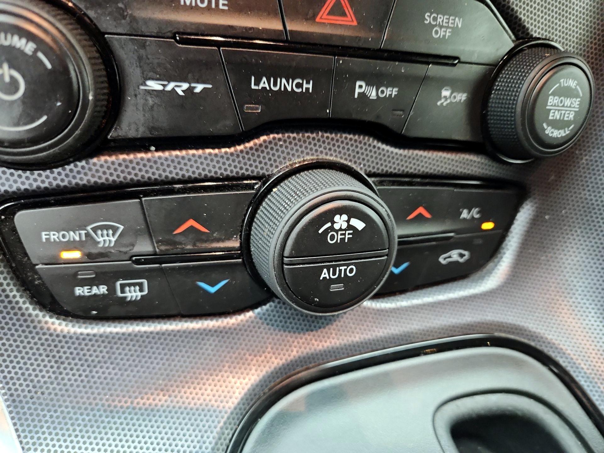 Thumbnail: 2017 Dodge Challenger - 18