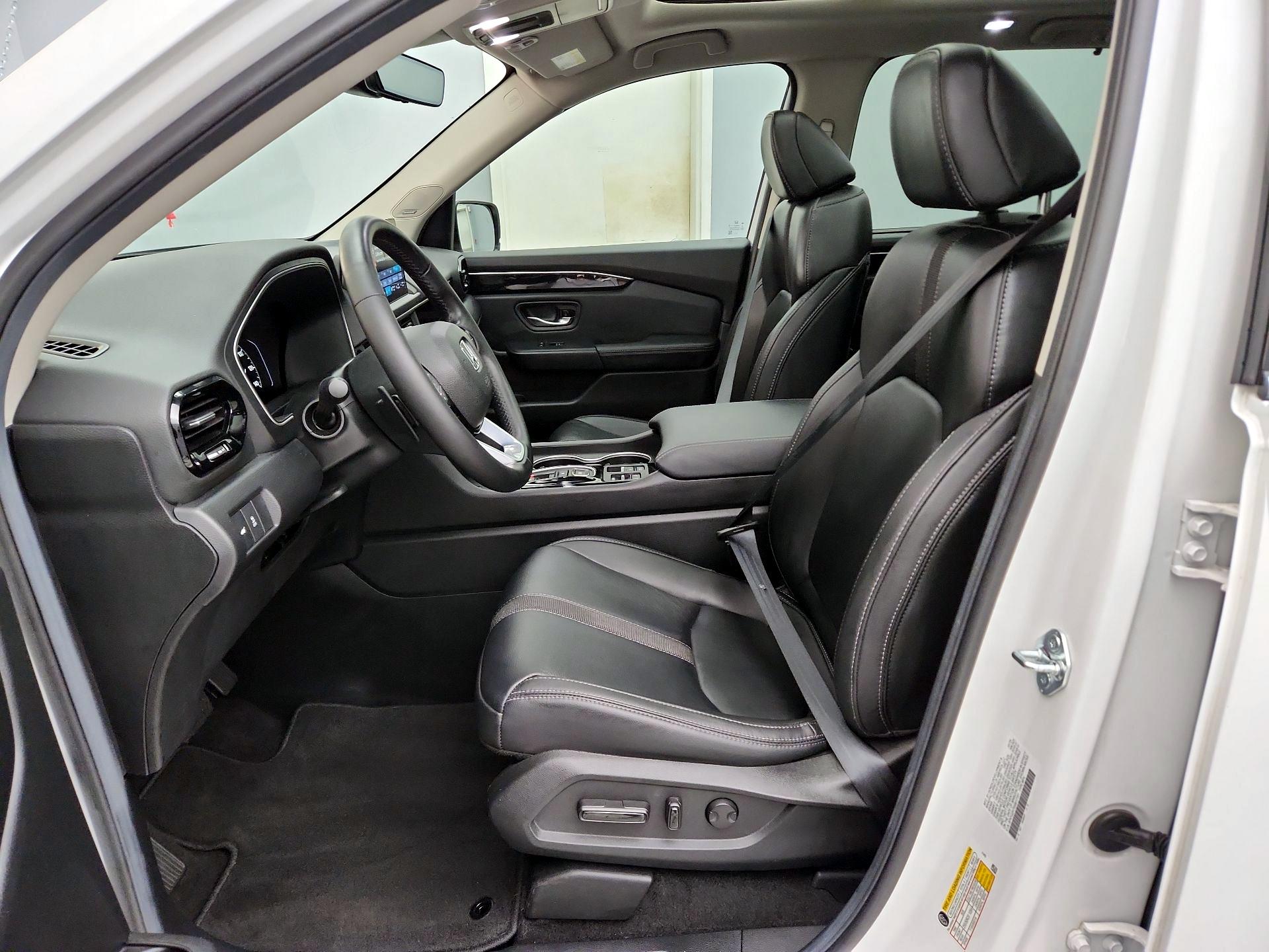 Thumbnail: 2025 Honda Pilot - 11