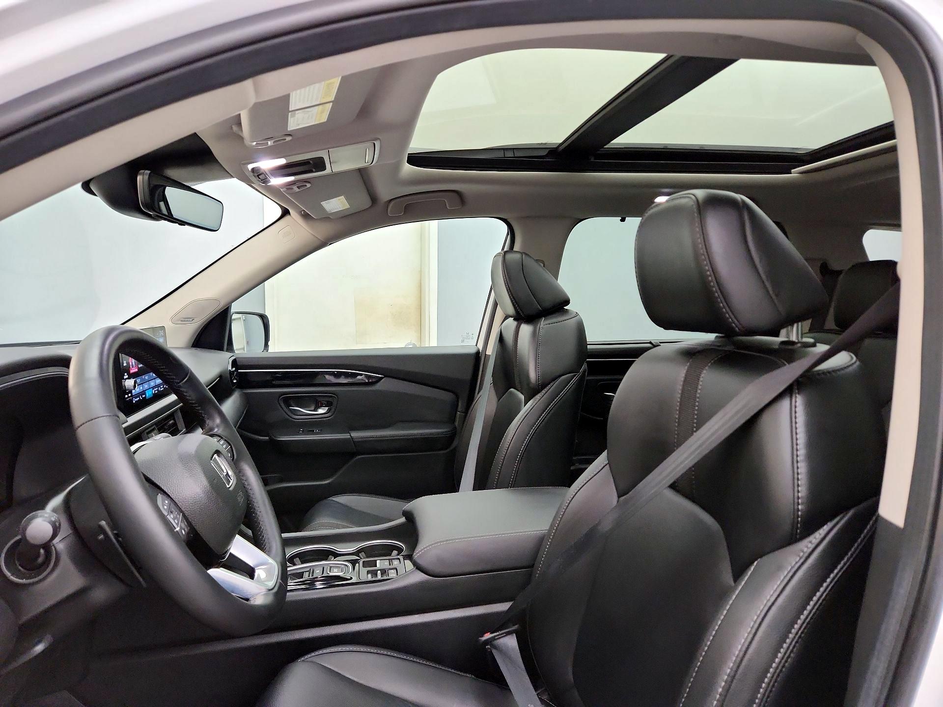 Thumbnail: 2025 Honda Pilot - 19