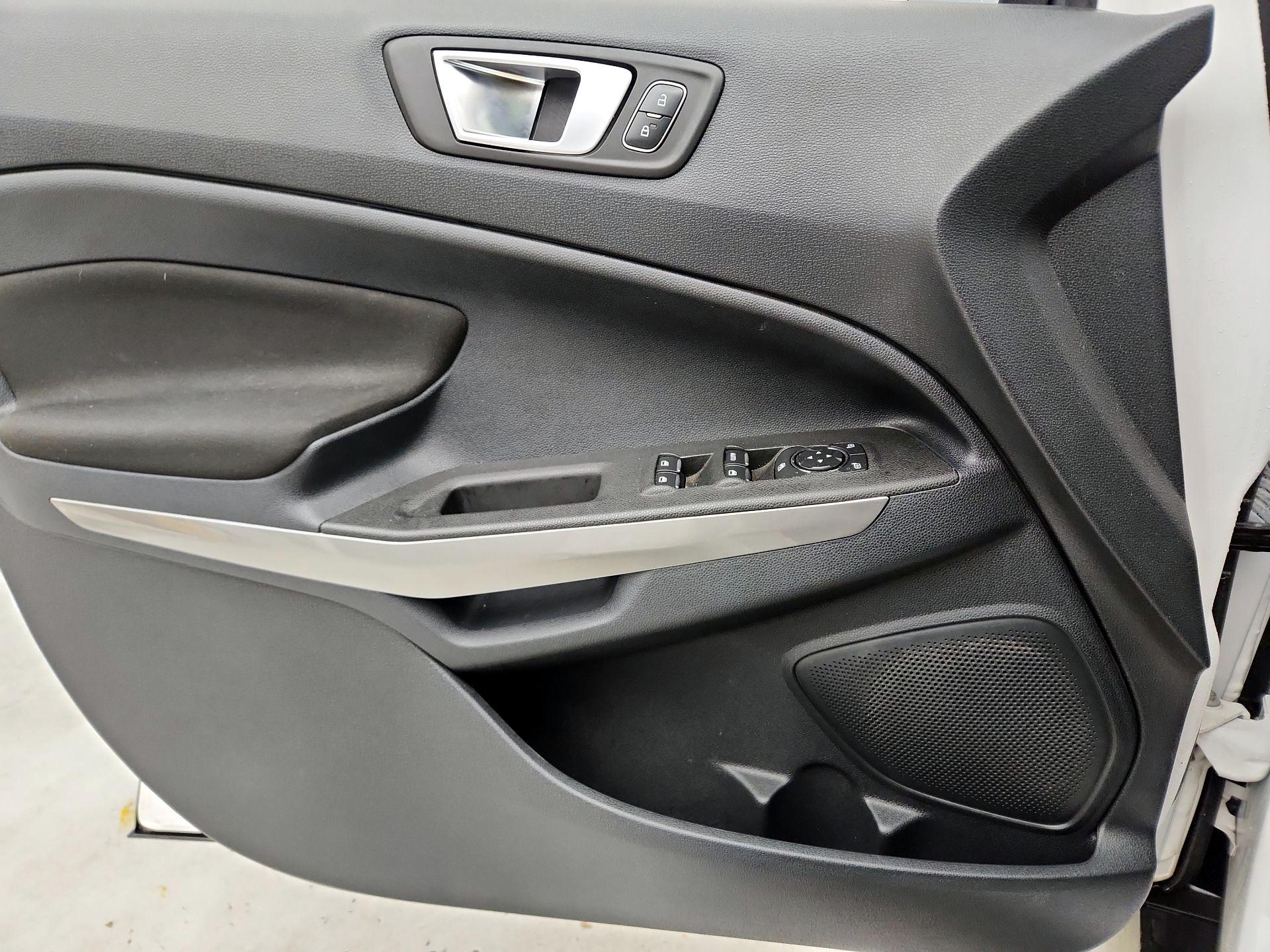 Thumbnail: 2018 Ford EcoSport - 12