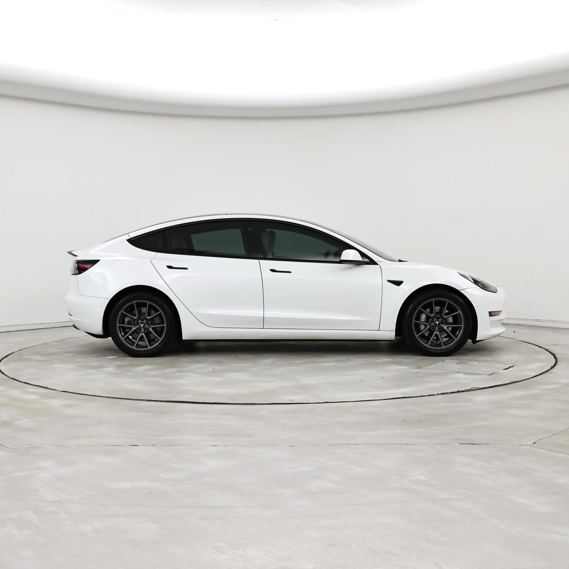 Thumbnail: 2021 Tesla Model 3 - 7