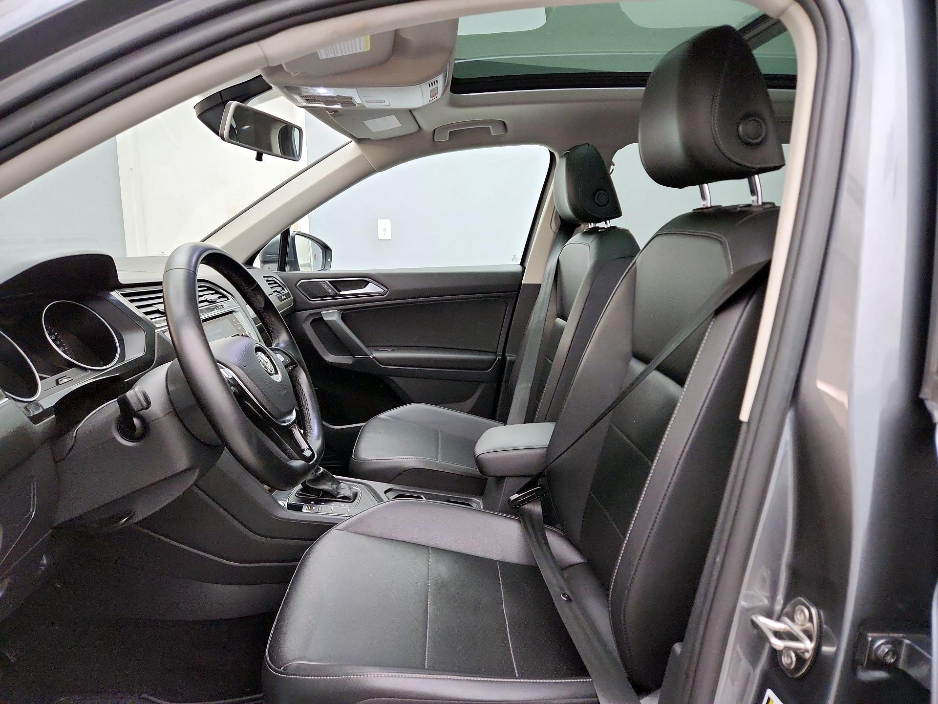 Thumbnail: 2018 Volkswagen Tiguan - 11