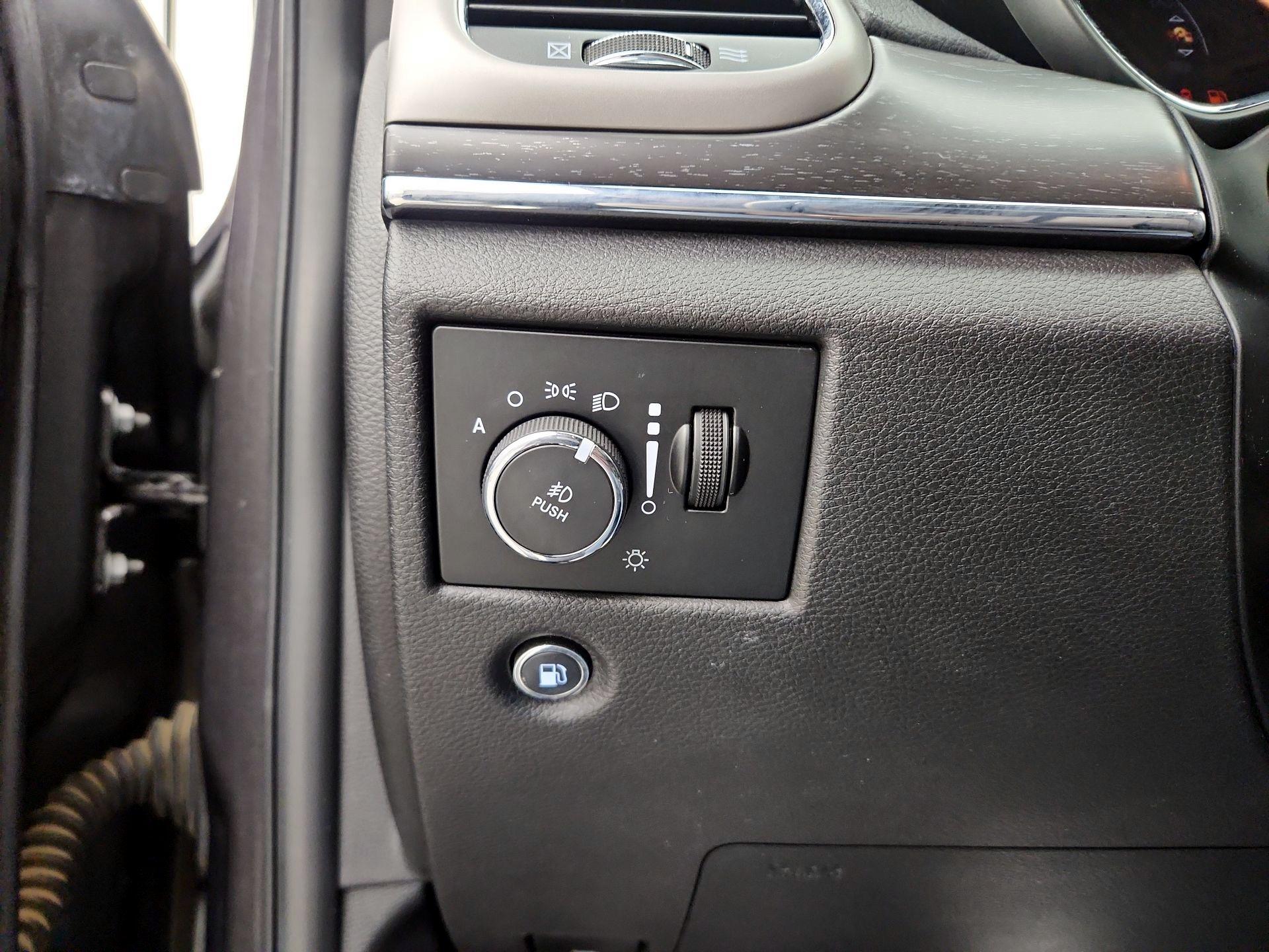 Thumbnail: 2018 Jeep Grand Cherokee - 13