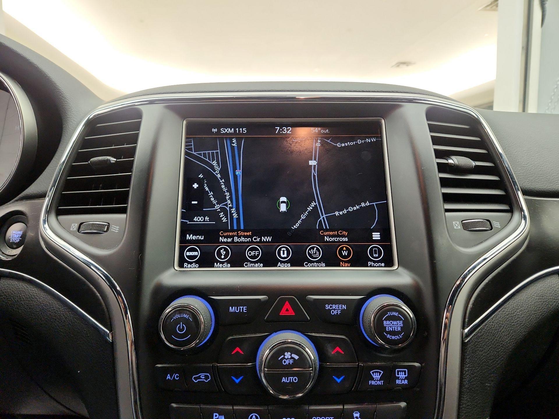 Thumbnail: 2018 Jeep Grand Cherokee - 14