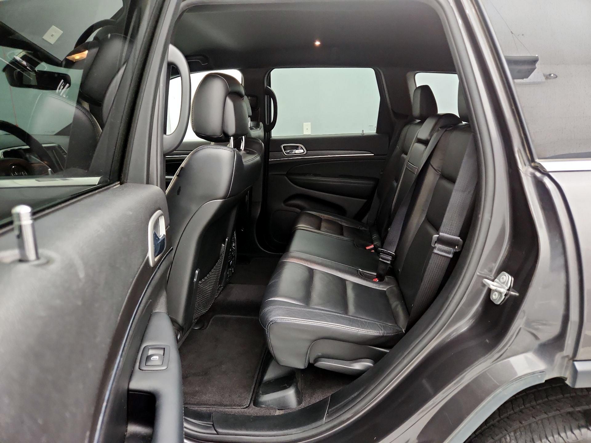 Thumbnail: 2018 Jeep Grand Cherokee - 20