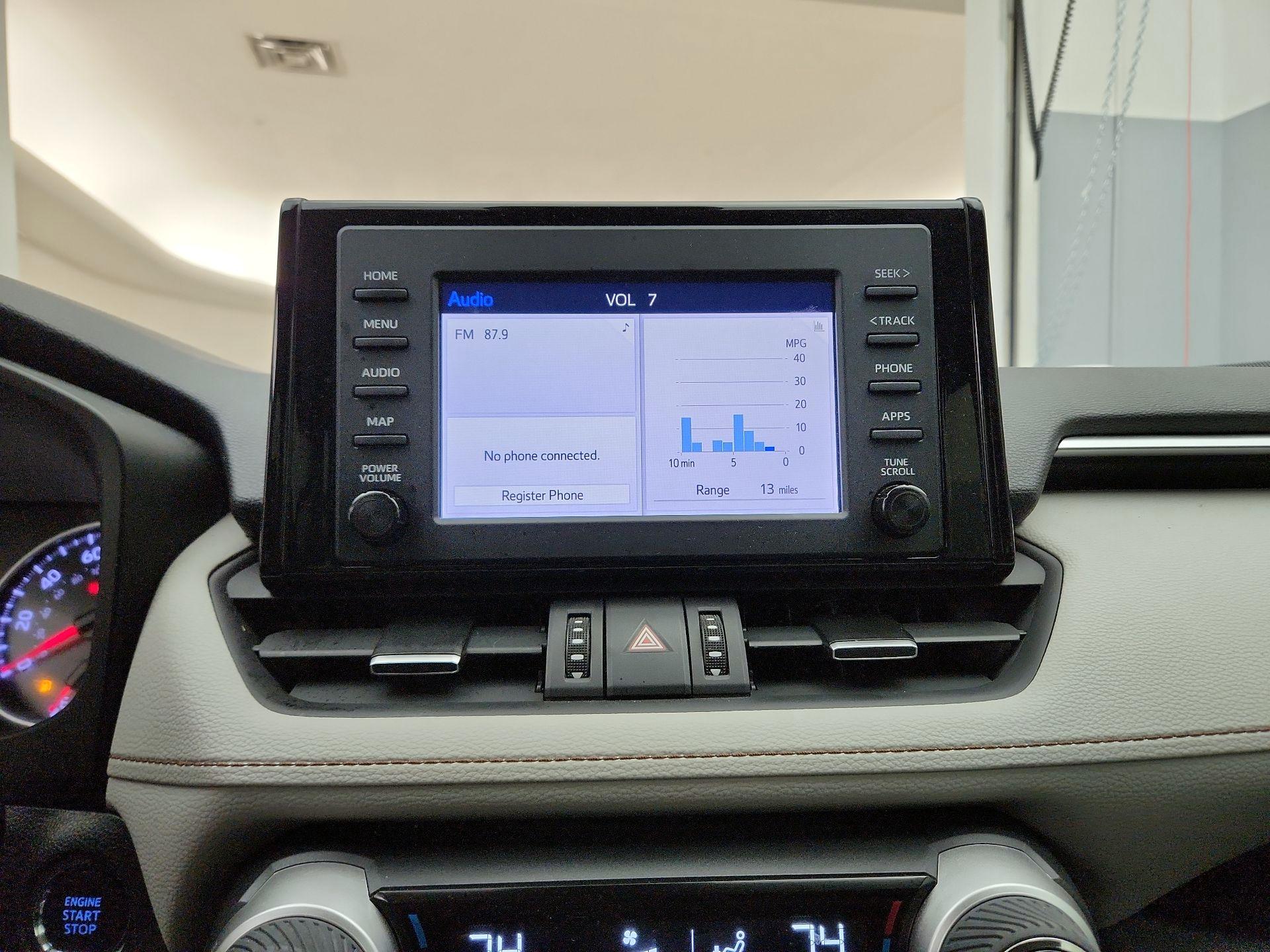 Thumbnail: 2019 Toyota RAV4 - 15