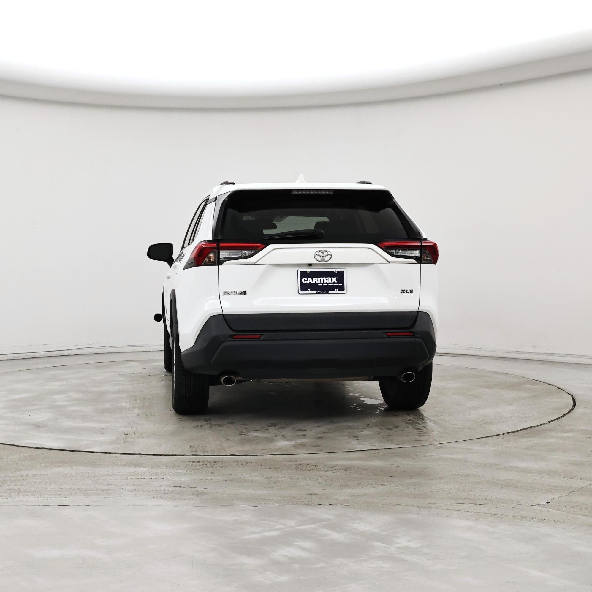 Thumbnail: 2019 Toyota RAV4 - 6