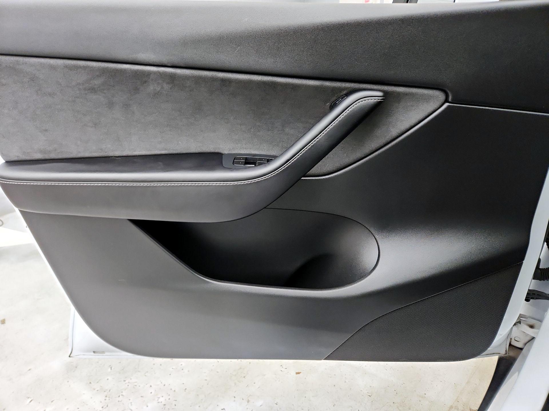 Thumbnail: 2021 Tesla Model Y - 12