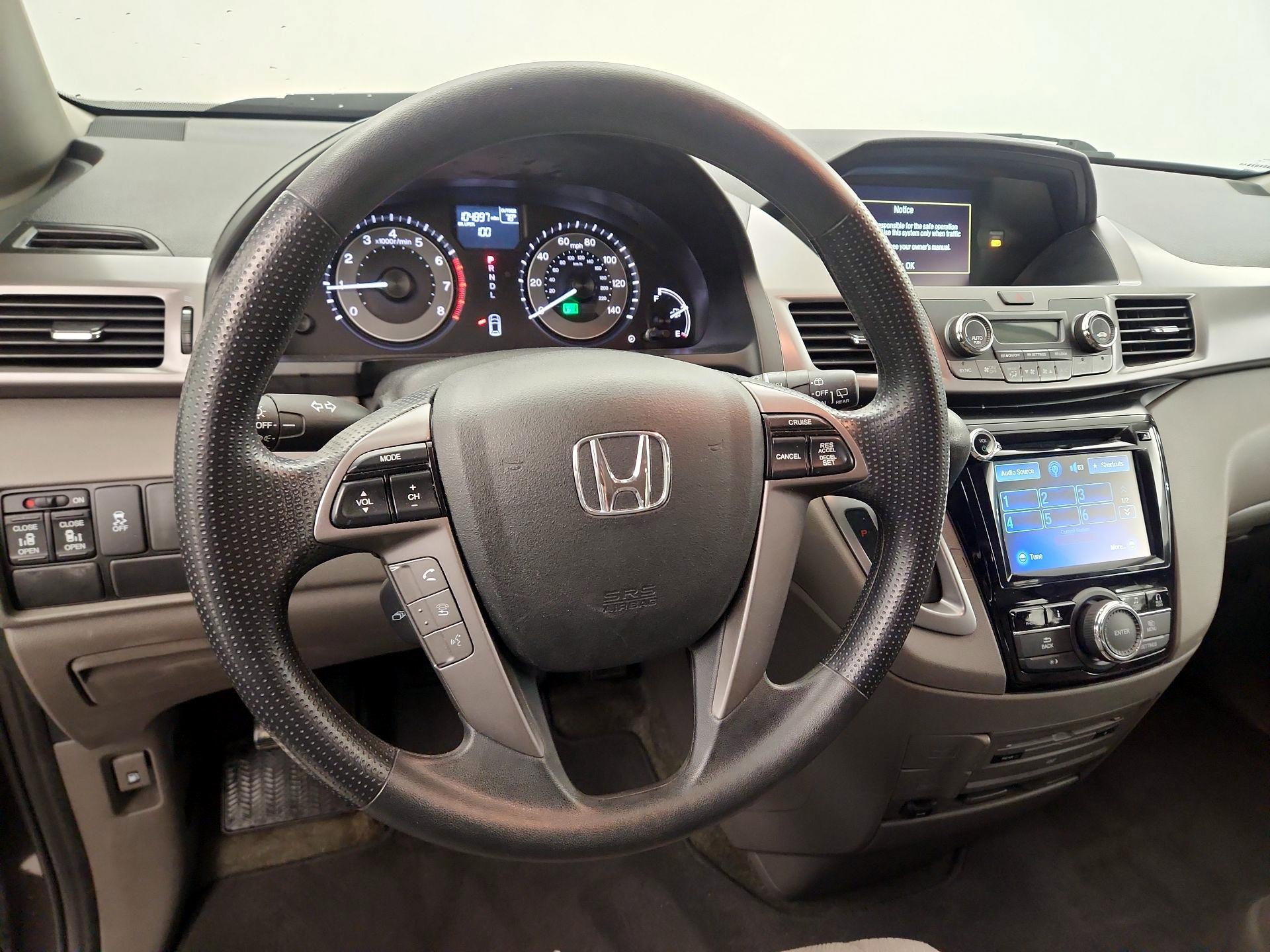 Thumbnail: 2016 Honda Odyssey - 10