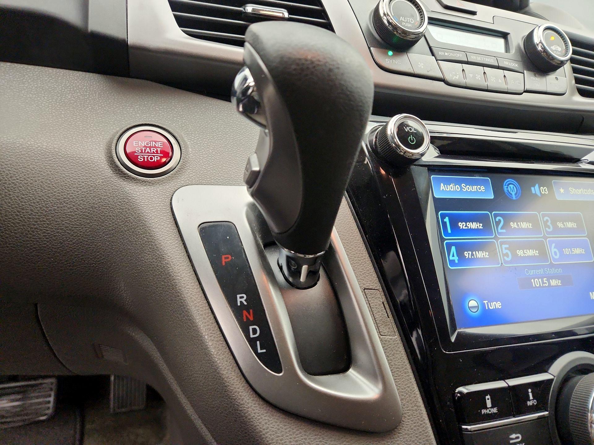 Thumbnail: 2016 Honda Odyssey - 17