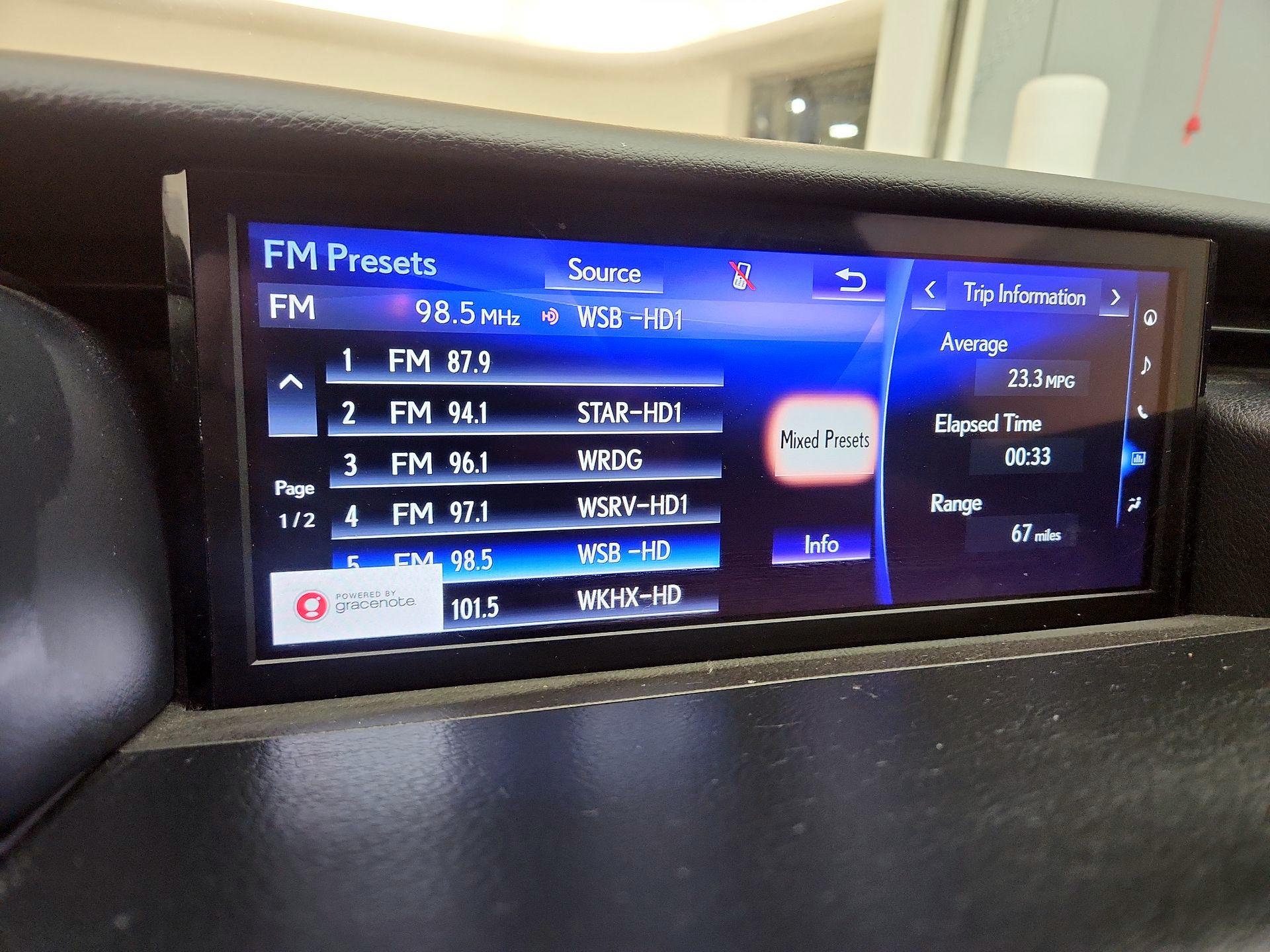 Thumbnail: 2018 Lexus IS - 16