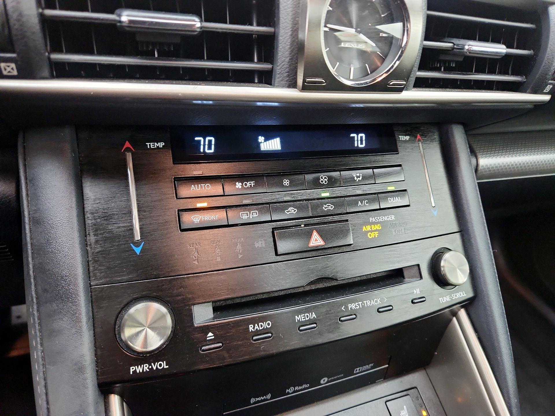 Thumbnail: 2018 Lexus IS - 17