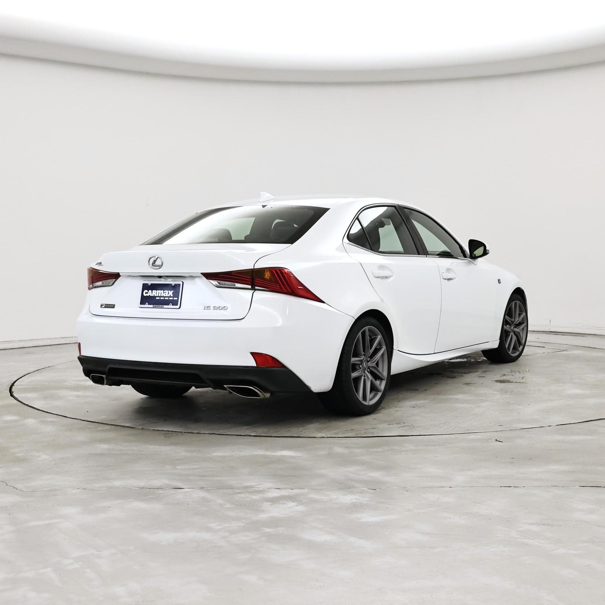 Thumbnail: 2018 Lexus IS - 8