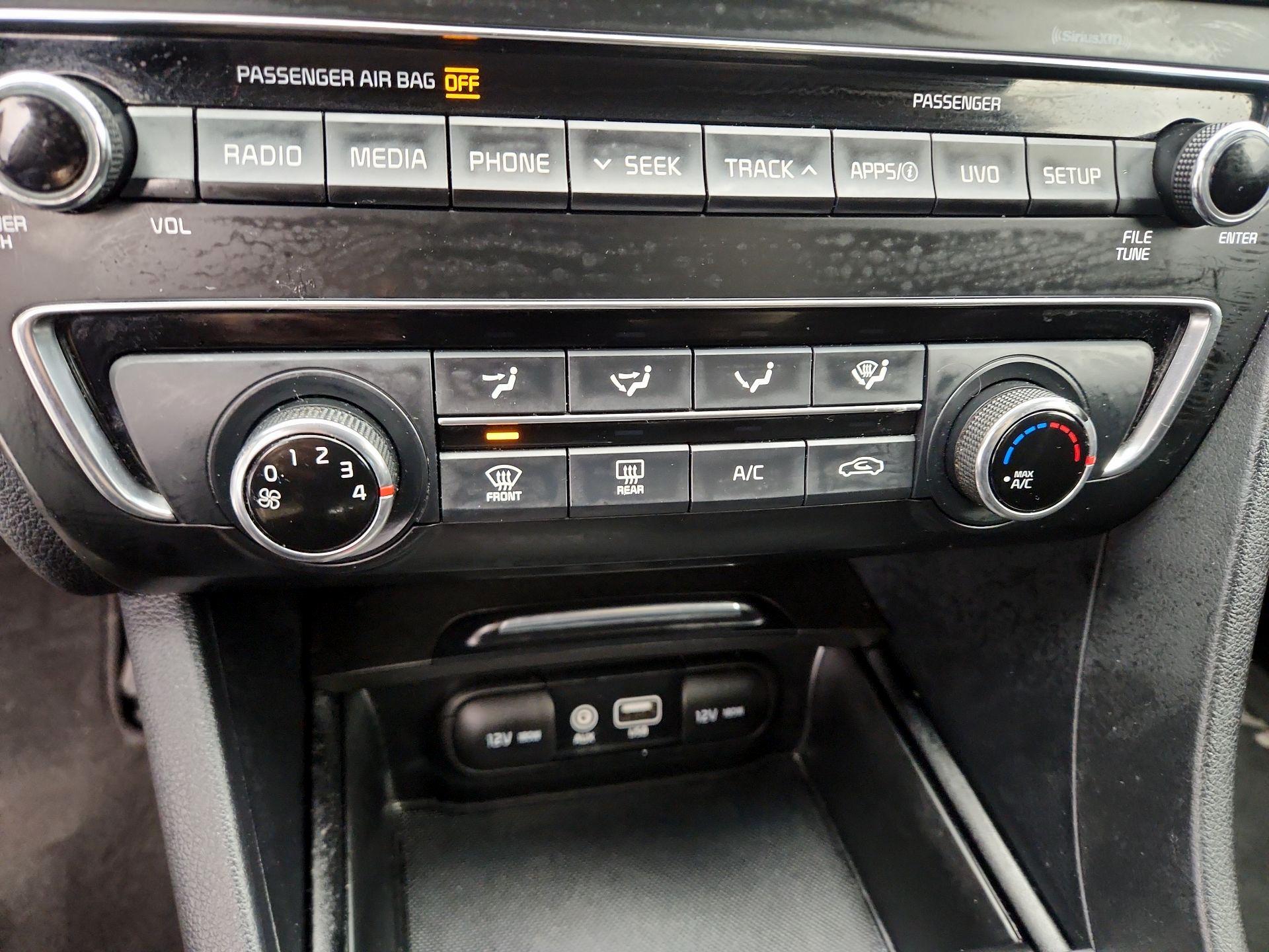 Thumbnail: 2018 Kia Optima - 16