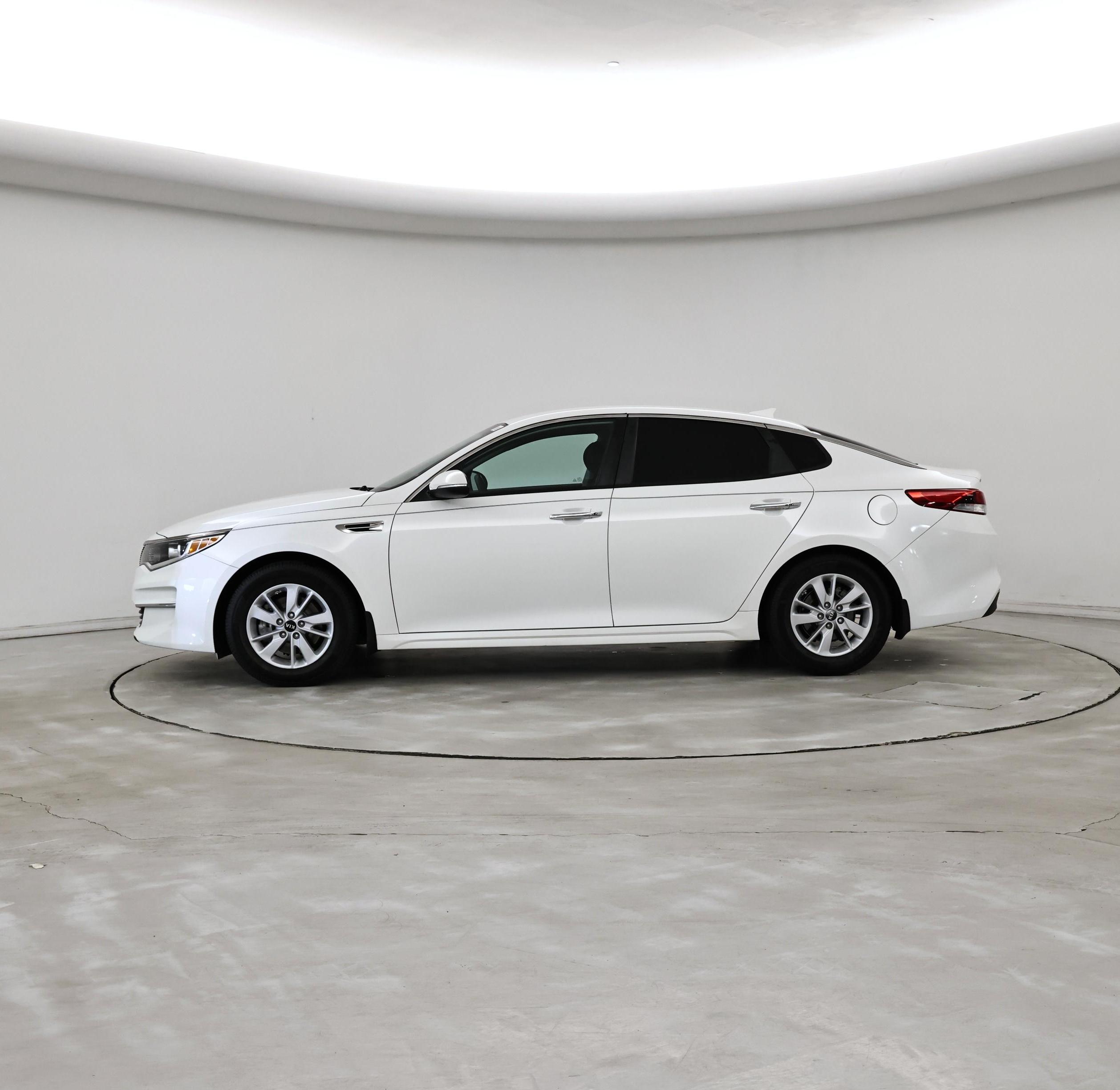 Thumbnail: 2018 Kia Optima - 3