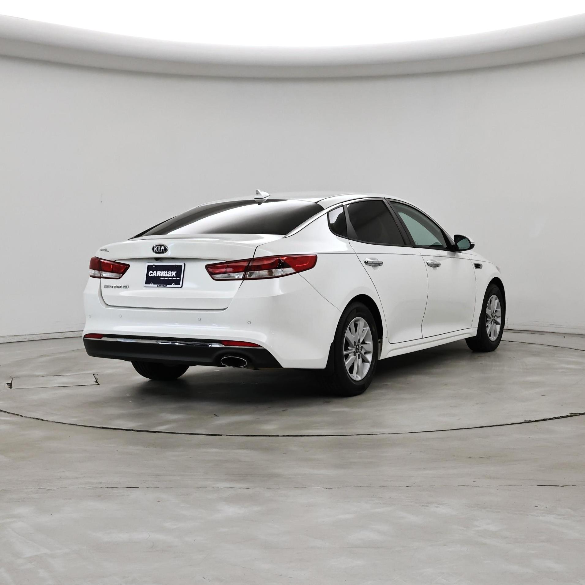 Thumbnail: 2018 Kia Optima - 8