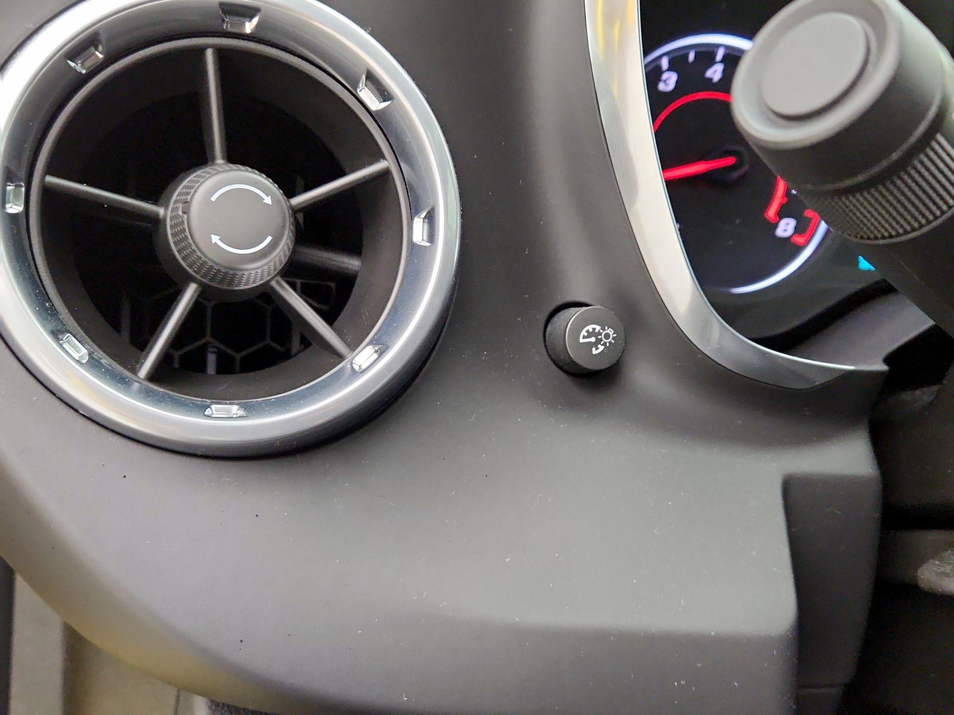 Thumbnail: 2016 Chevrolet Camaro - 13