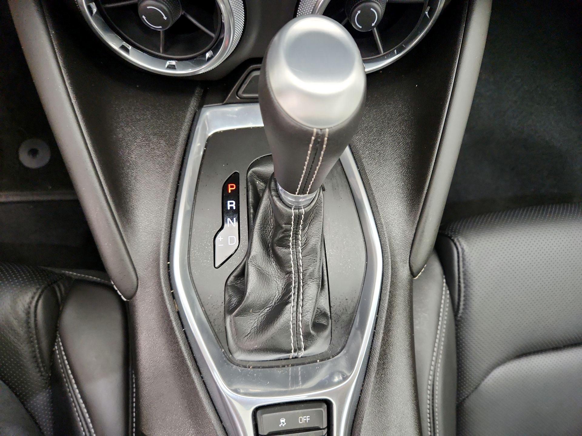 Thumbnail: 2016 Chevrolet Camaro - 17