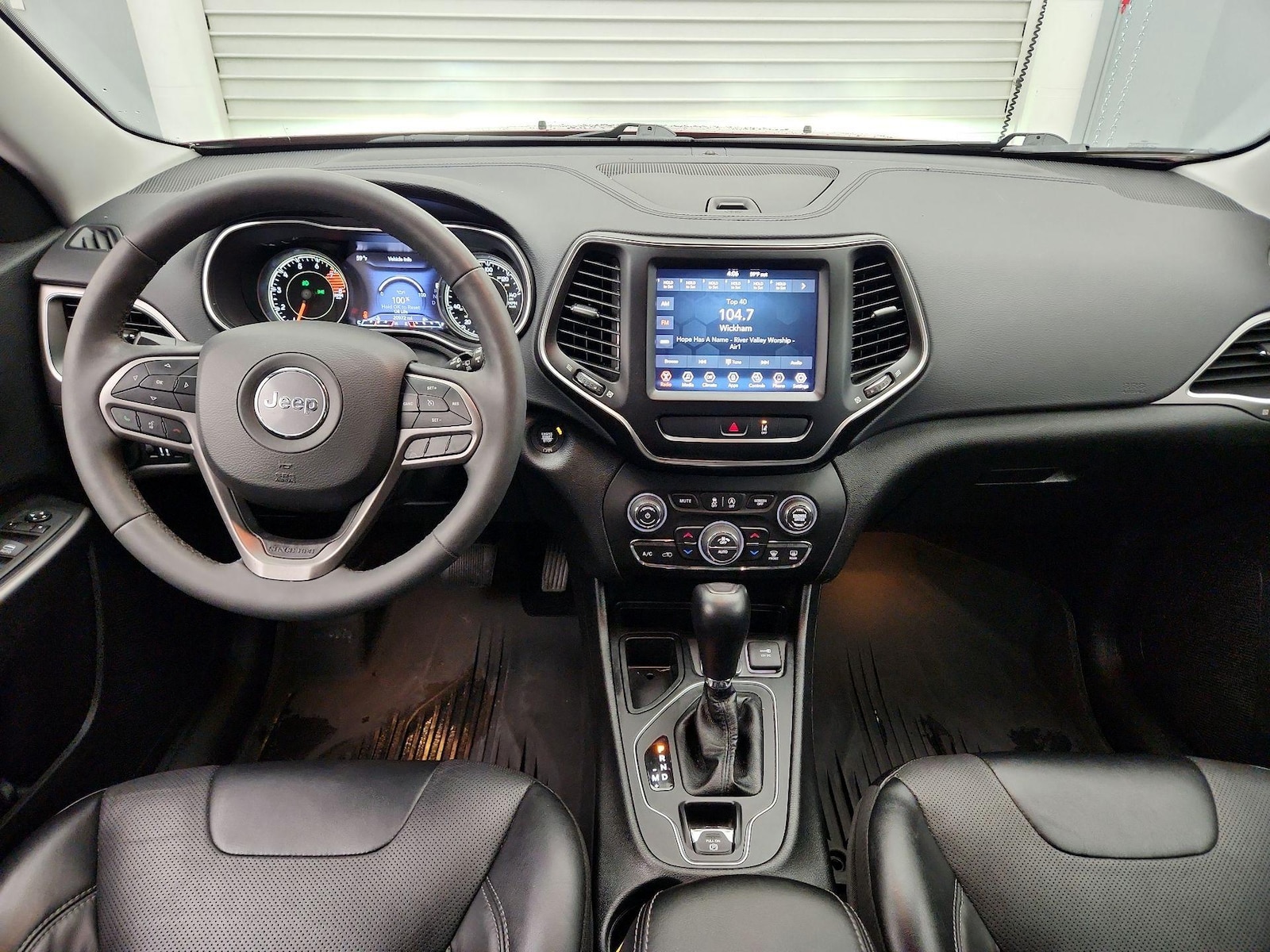 2022 Jeep Cherokee Latitude Lux - Photo 10