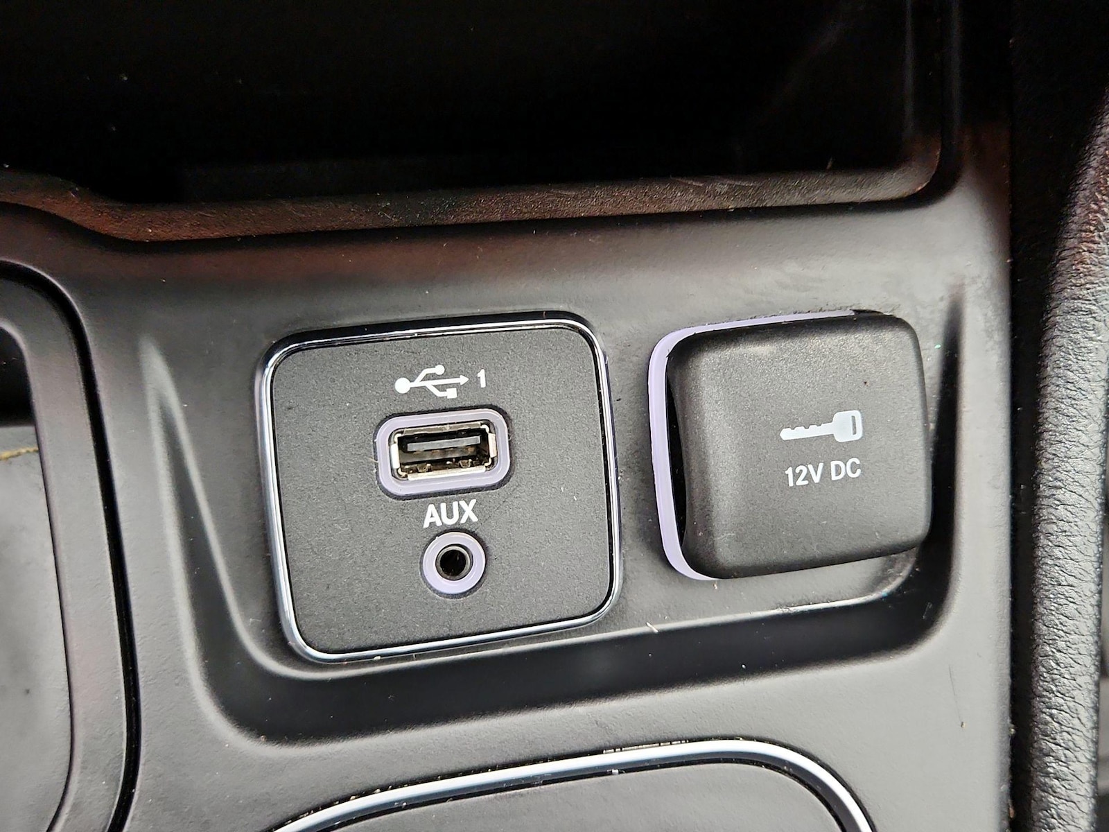 2022 Jeep Cherokee Latitude Lux - Photo 19