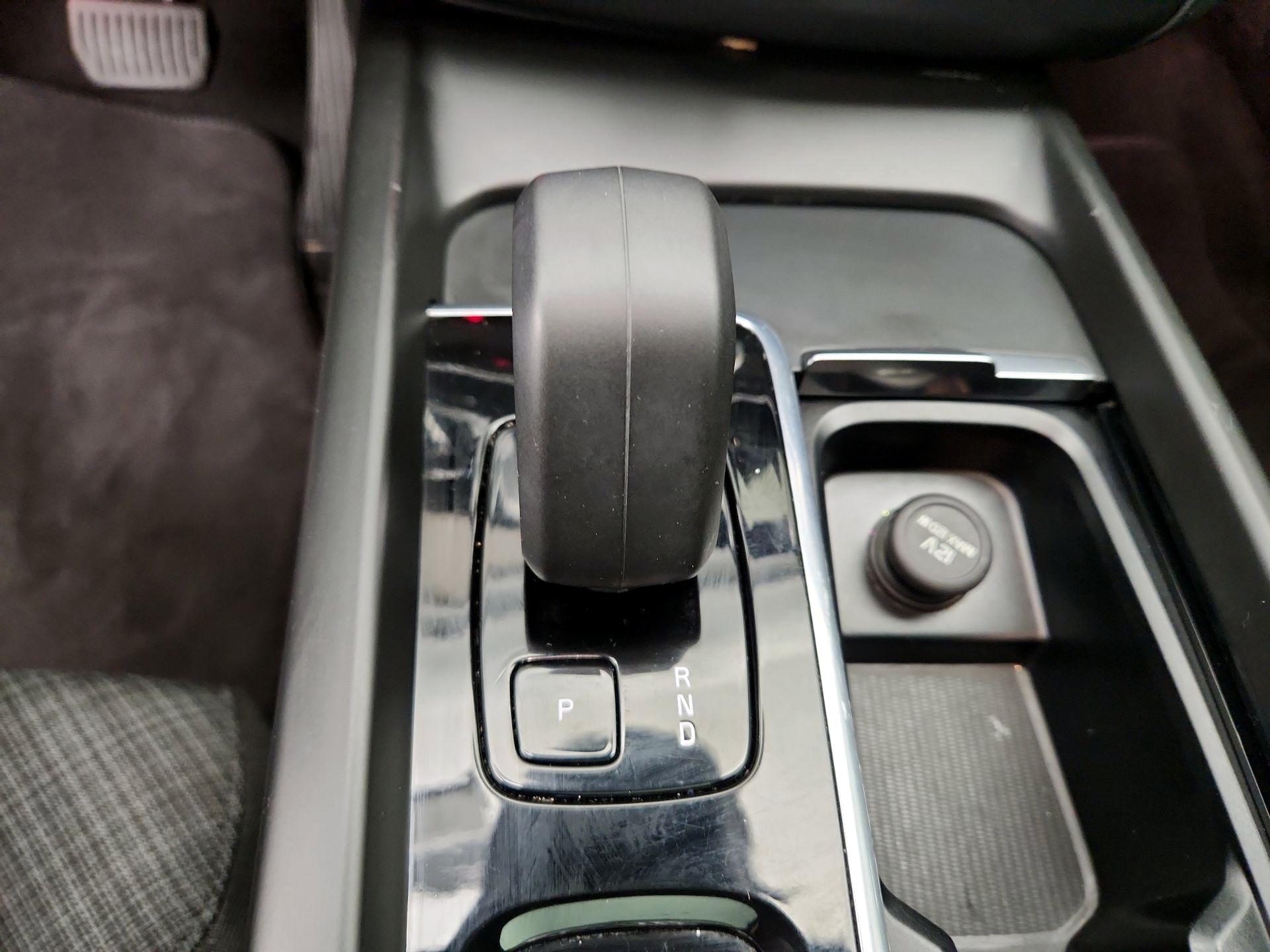 Thumbnail: 2023 Volvo XC60 - 18