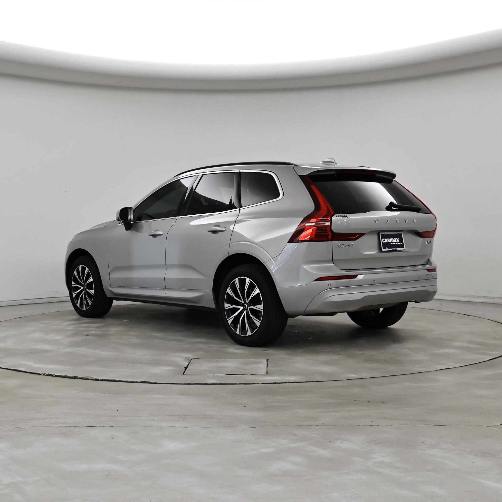 Thumbnail: 2023 Volvo XC60 - 2