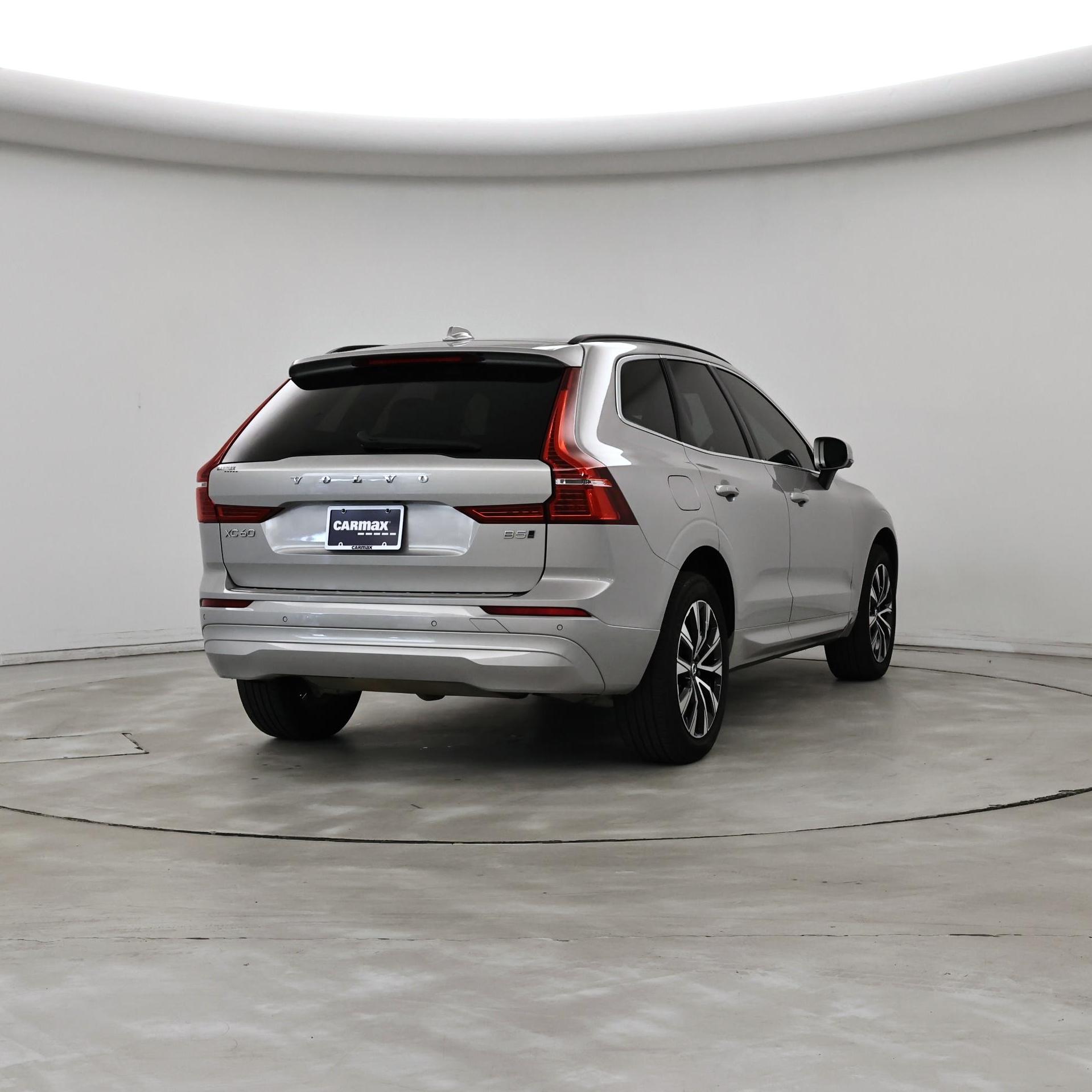 Thumbnail: 2023 Volvo XC60 - 8