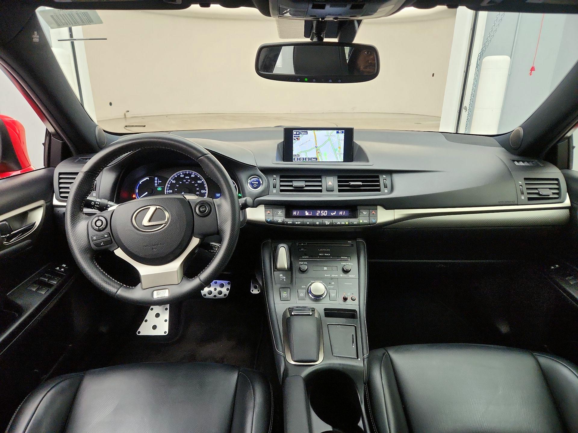 Thumbnail: 2015 Lexus CT - 9