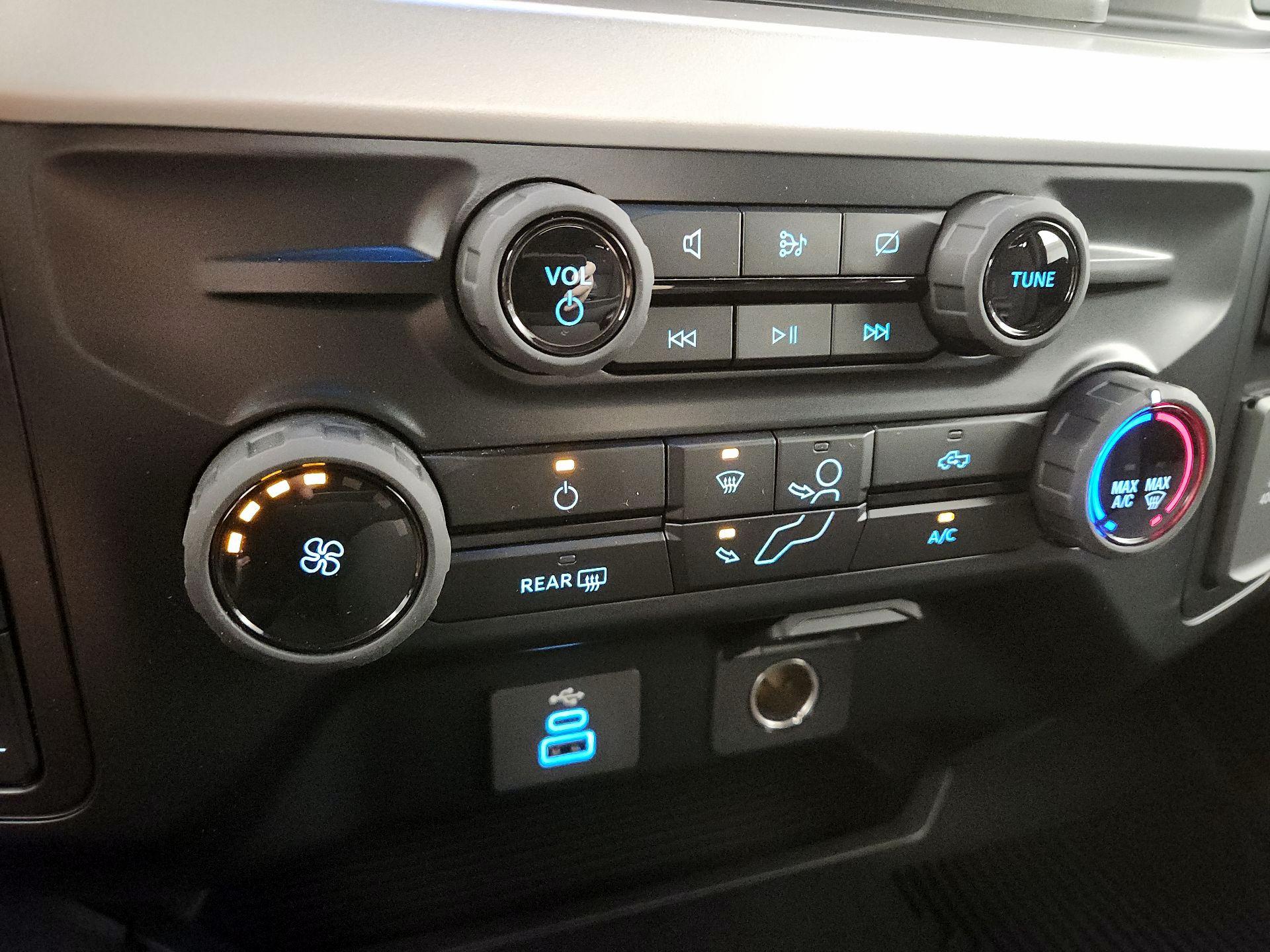 Thumbnail: 2024 Ford F-250 - 16