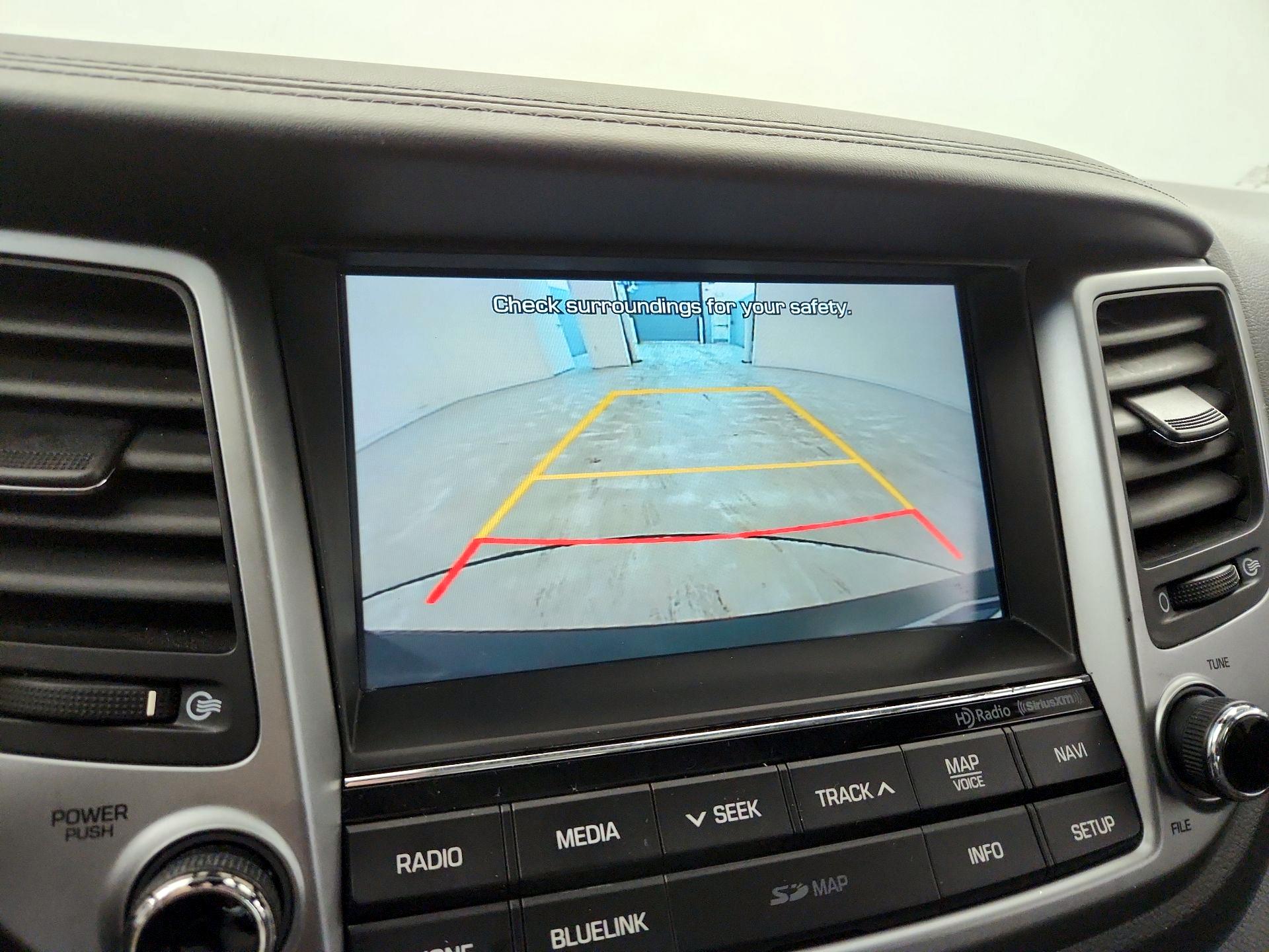 Thumbnail: 2016 Hyundai Tucson - 15