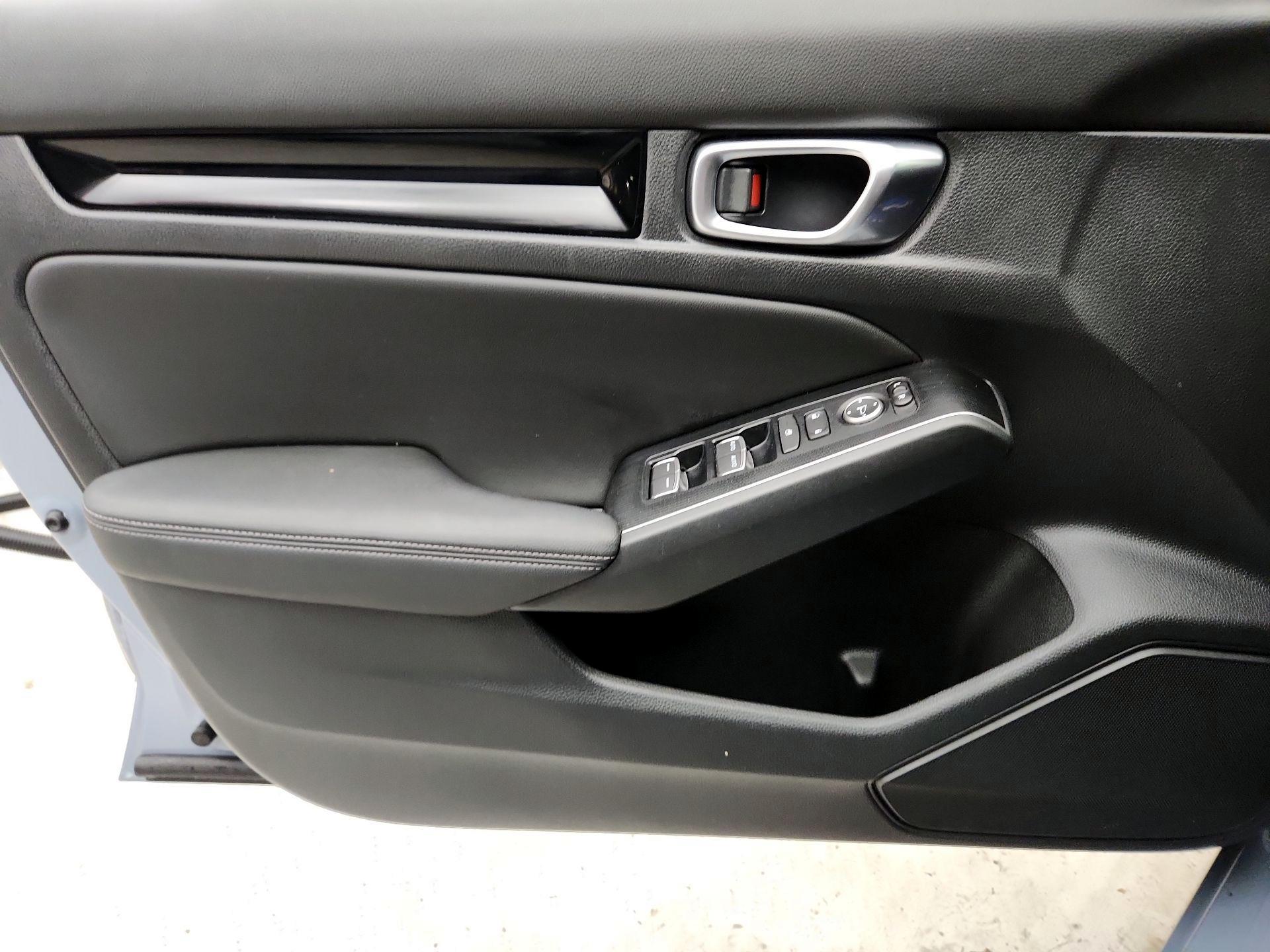 Thumbnail: 2022 Honda Civic - 12