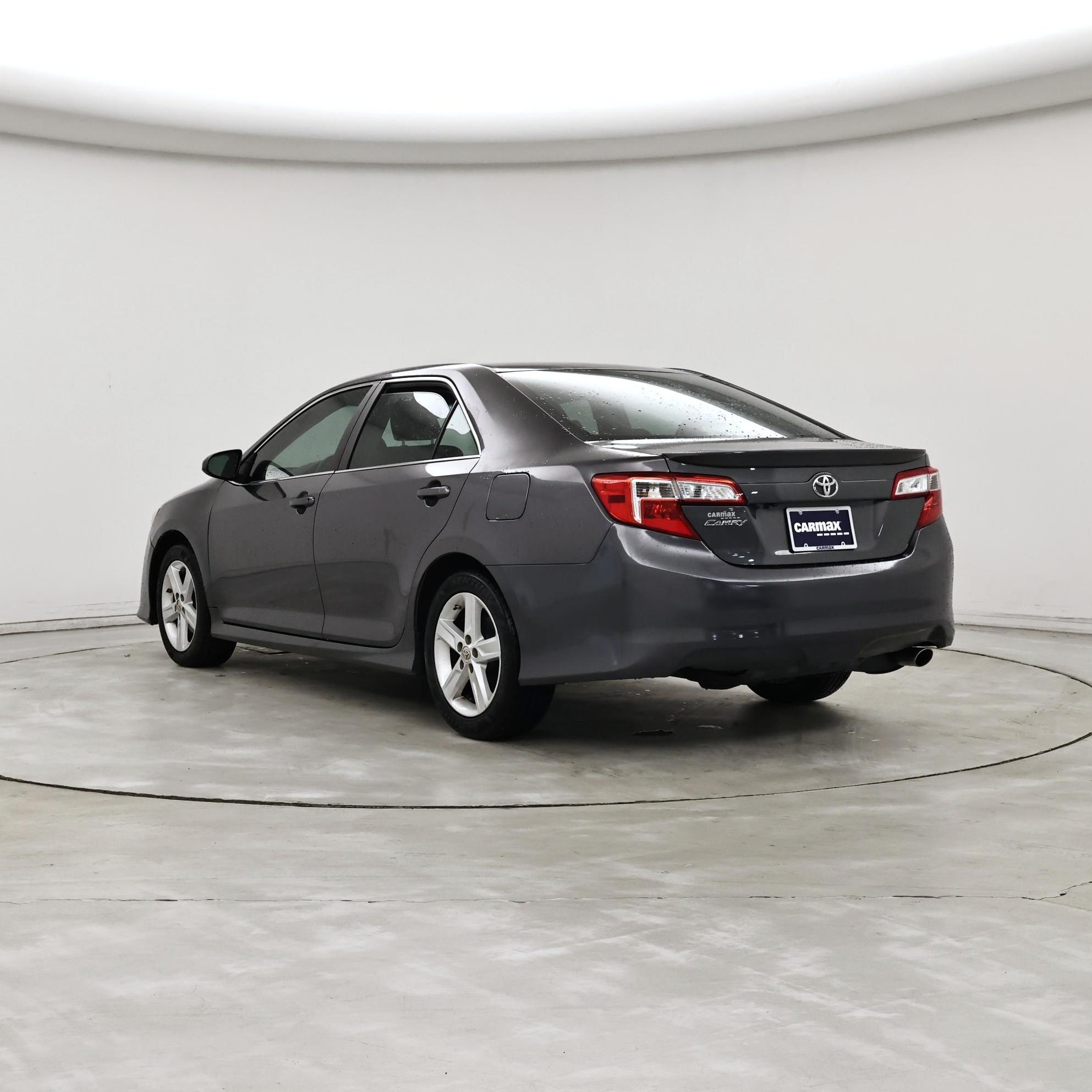 Thumbnail: 2014 Toyota Camry - 2