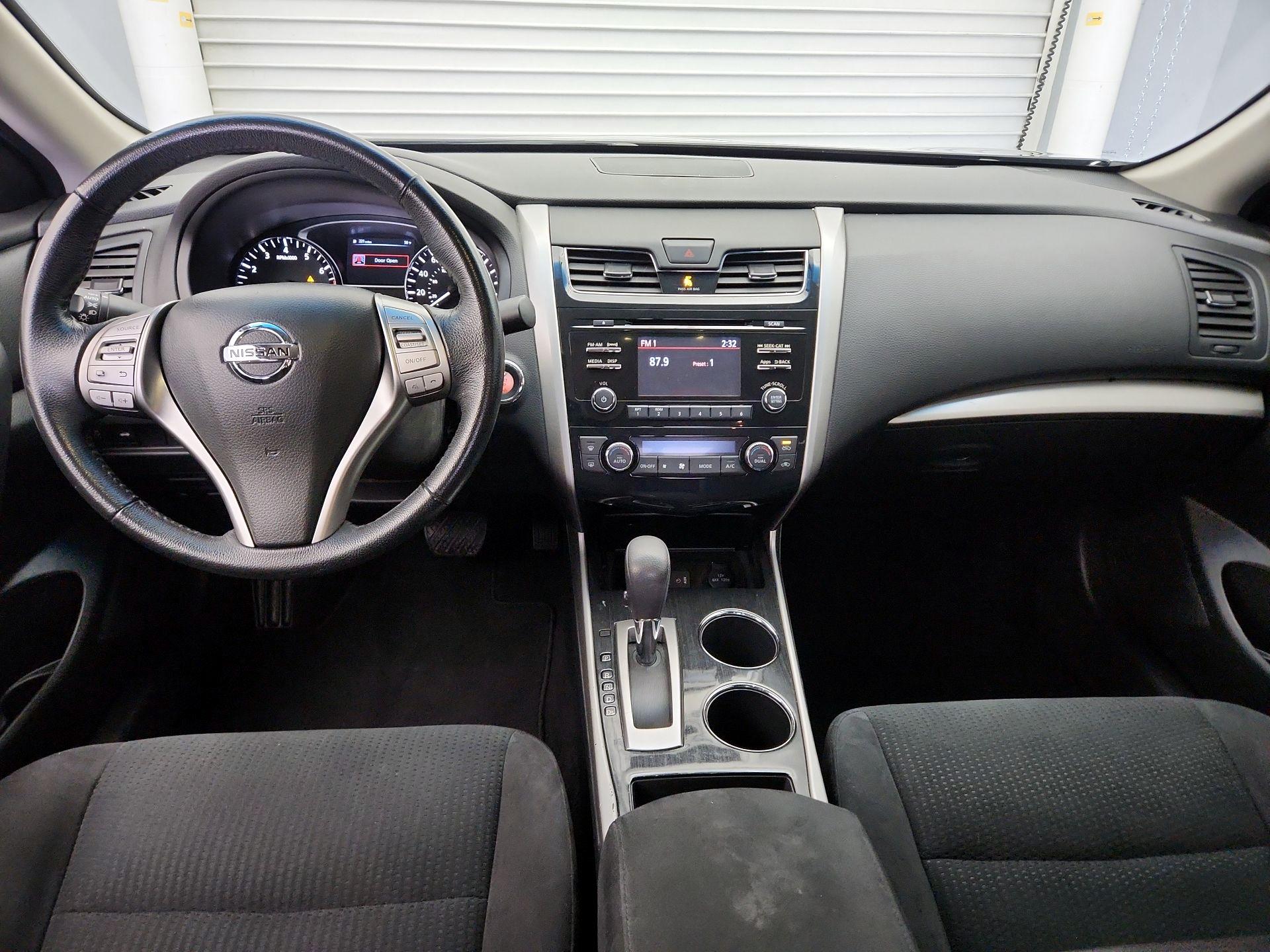 Thumbnail: 2014 Nissan Altima - 9