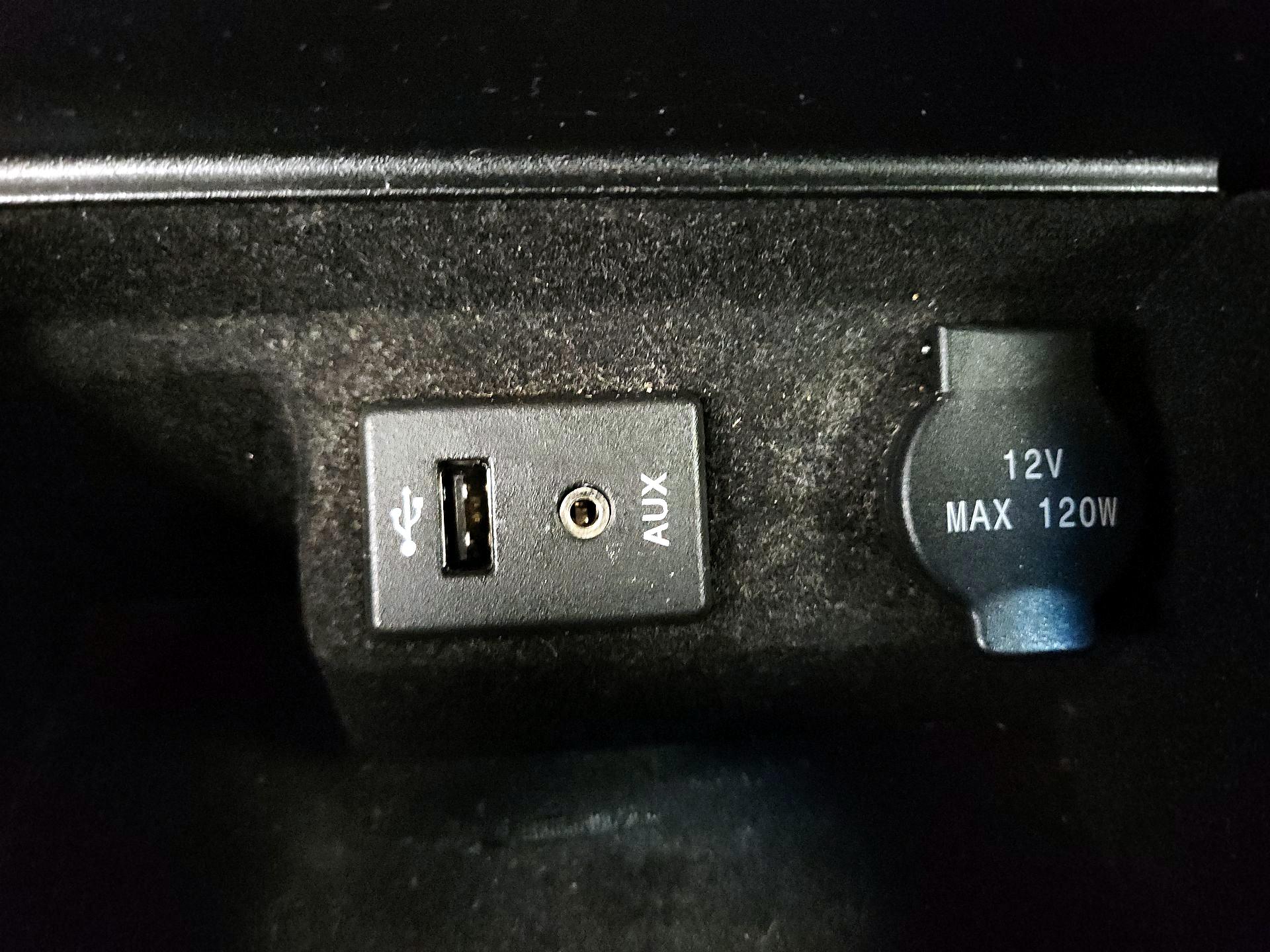 Thumbnail: 2014 Nissan Altima - 18