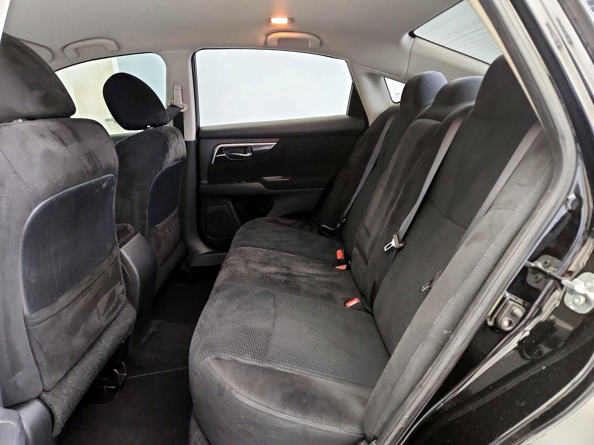 Thumbnail: 2014 Nissan Altima - 19